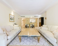 Wiederverkauf - apartment - Estepona - Estepona Centro