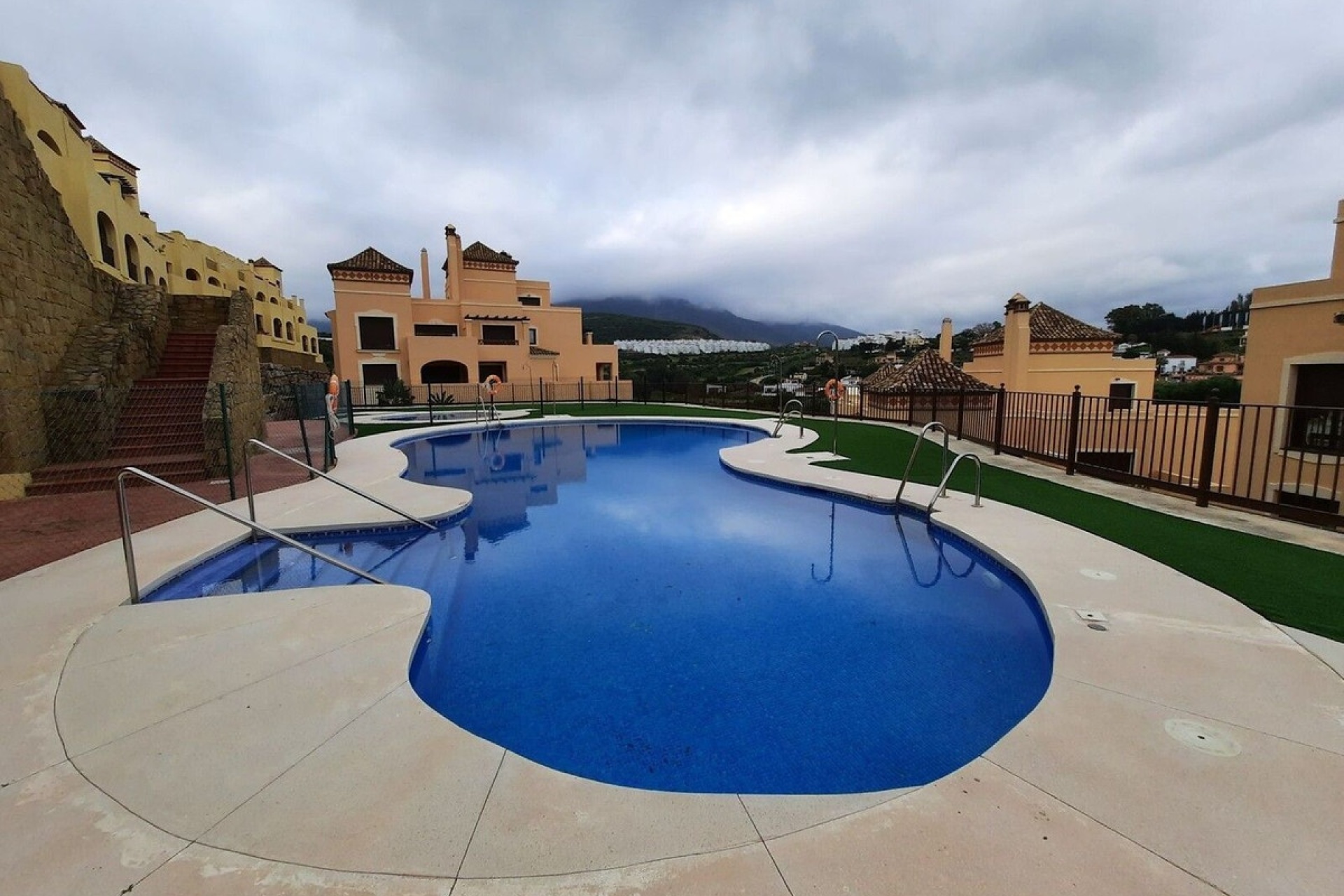 Wiederverkauf - apartment - Estepona - Estepona Centro