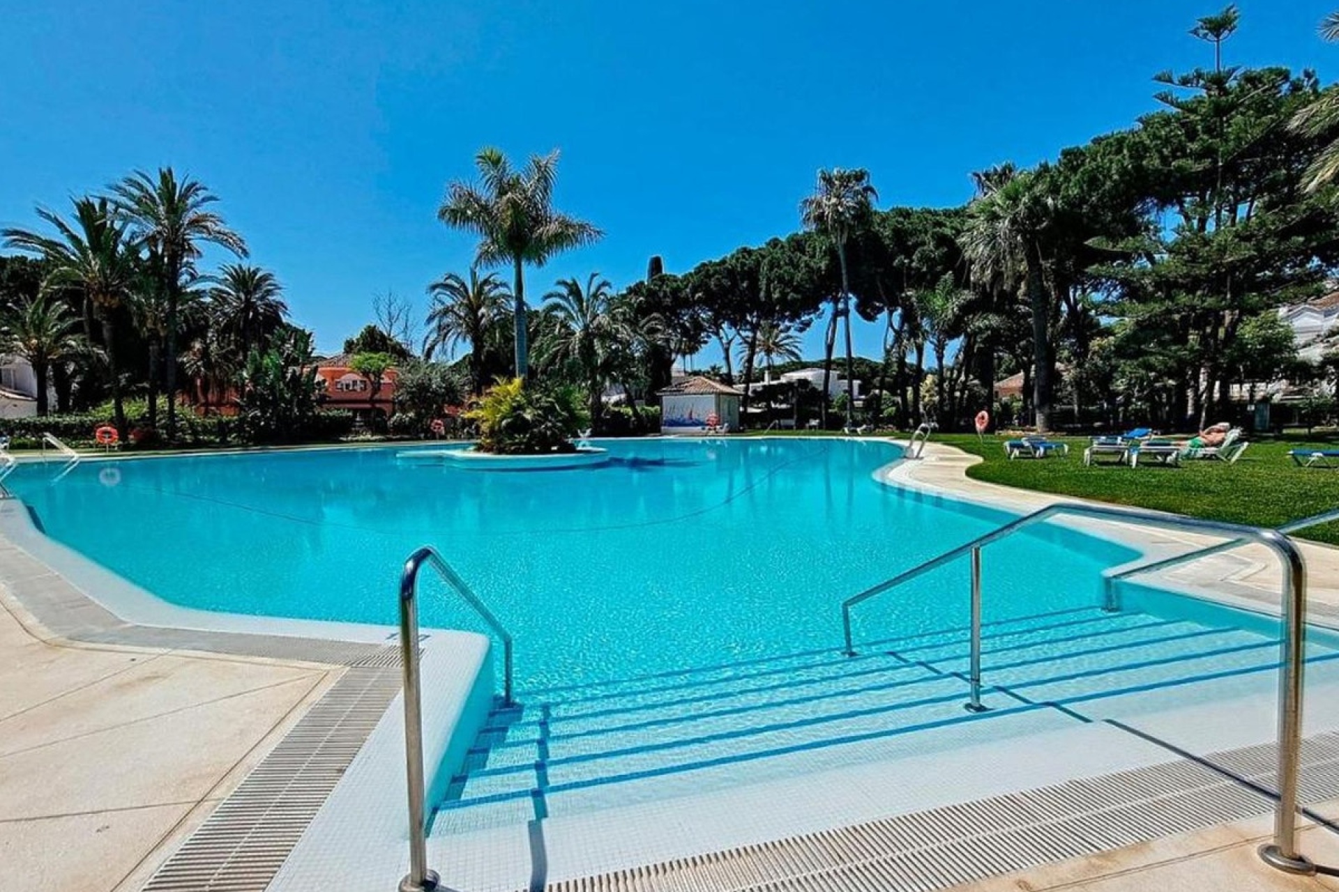 Wiederverkauf - apartment - Estepona - Estepona Centro