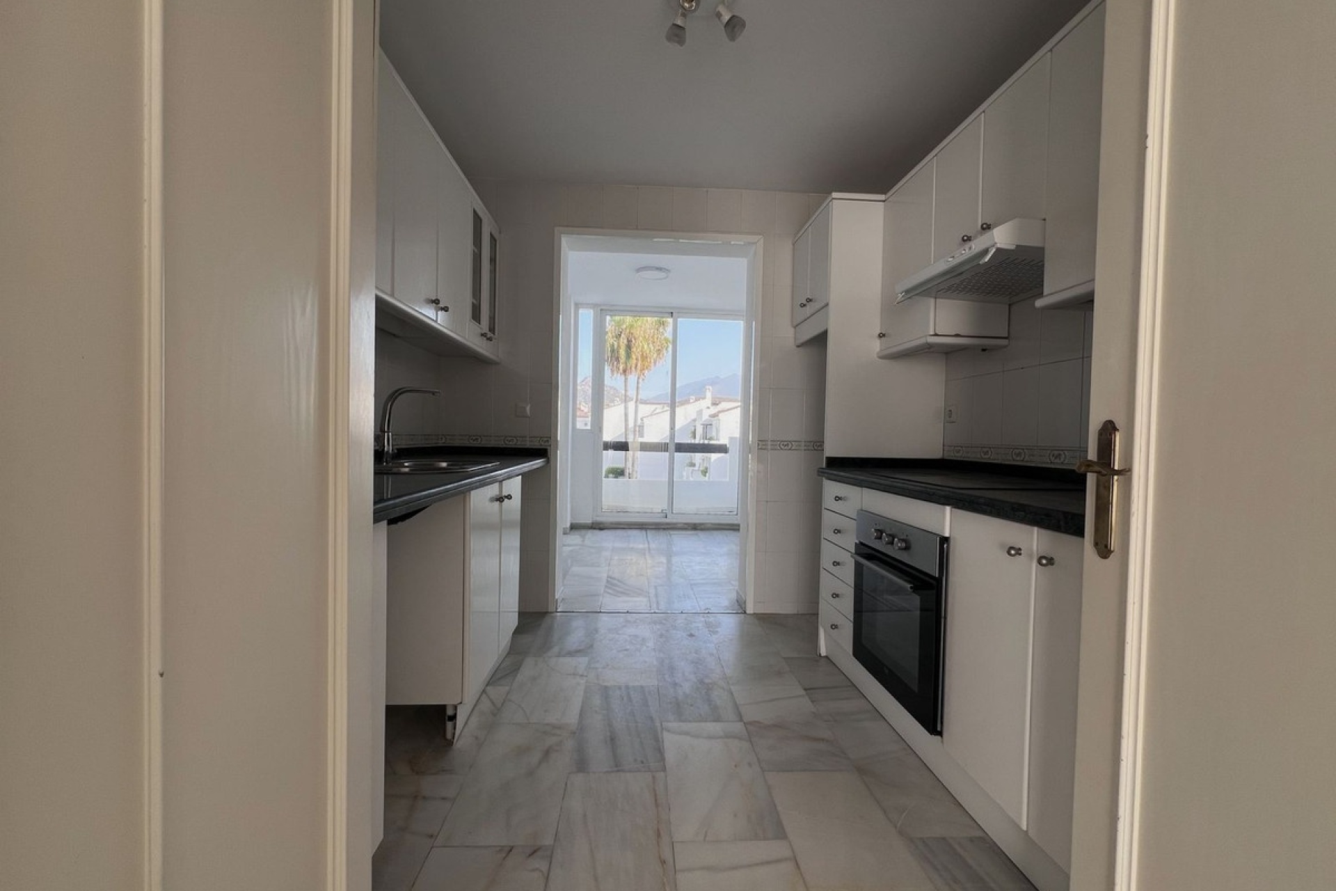 Wiederverkauf - apartment - Estepona - Estepona Centro