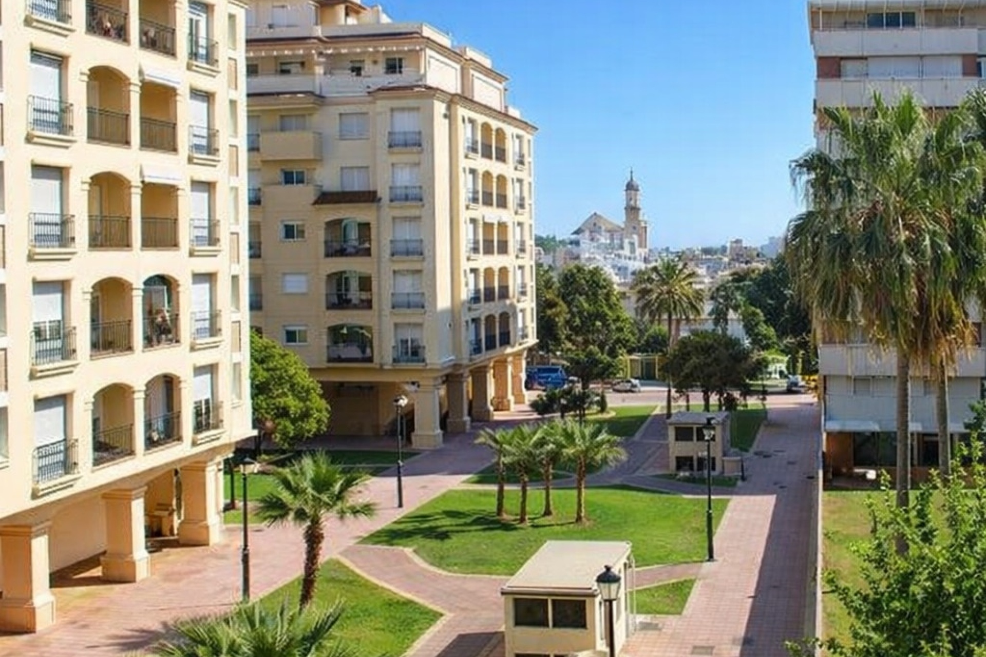 Wiederverkauf - apartment - Estepona - Estepona Centro