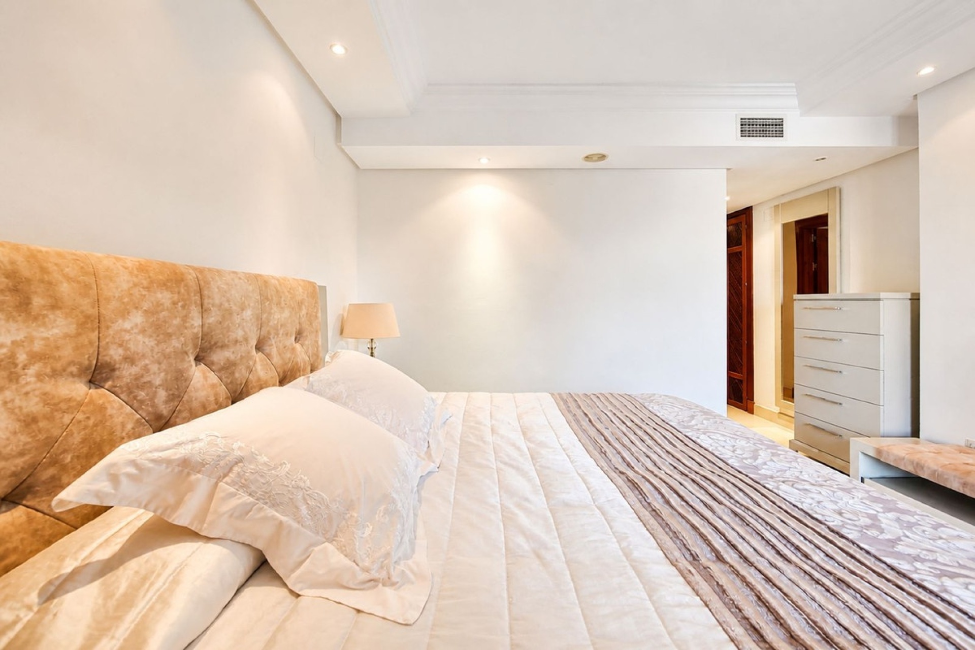 Wiederverkauf - apartment - Estepona - Estepona Centro