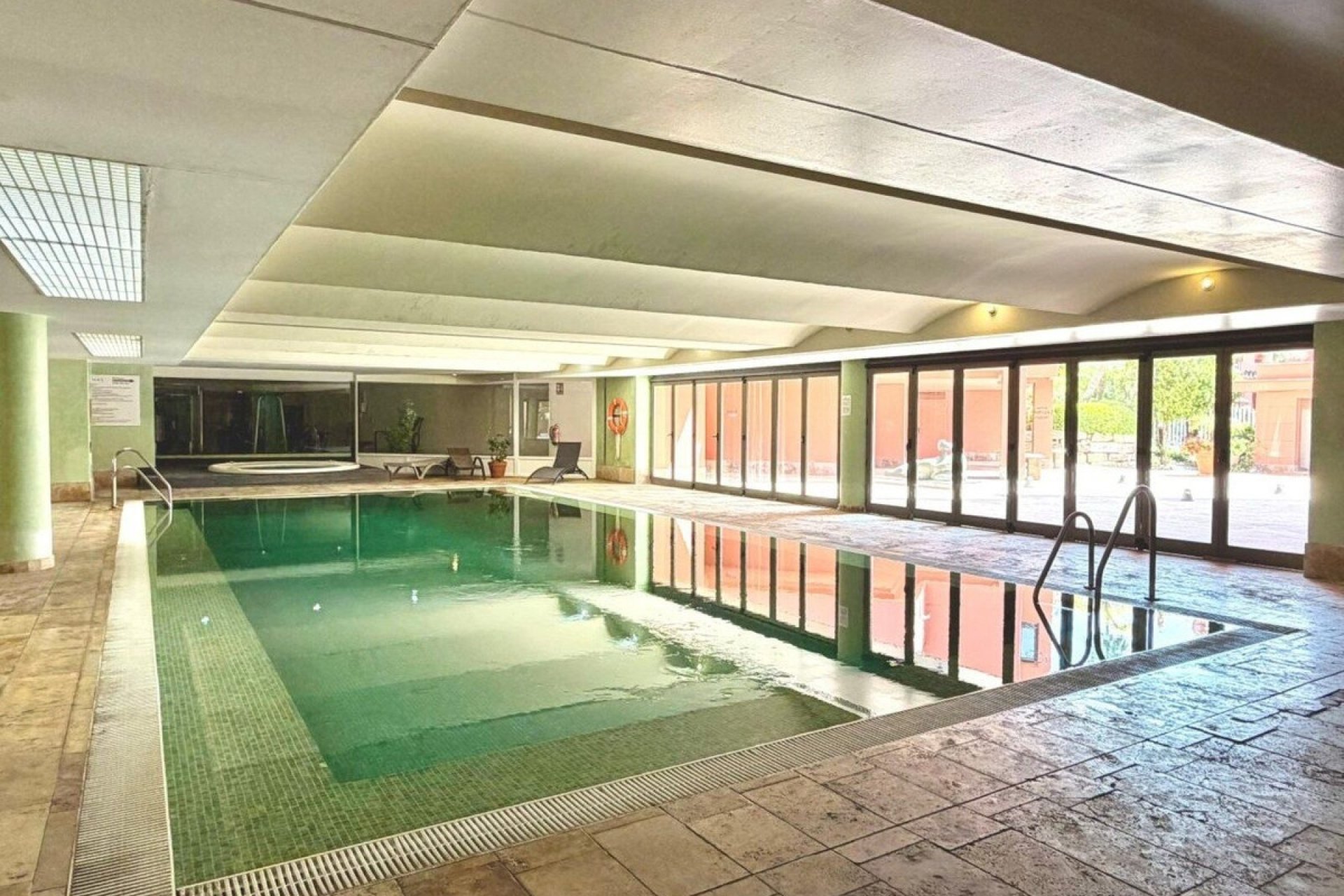 Wiederverkauf - apartment - Estepona - Estepona Centro