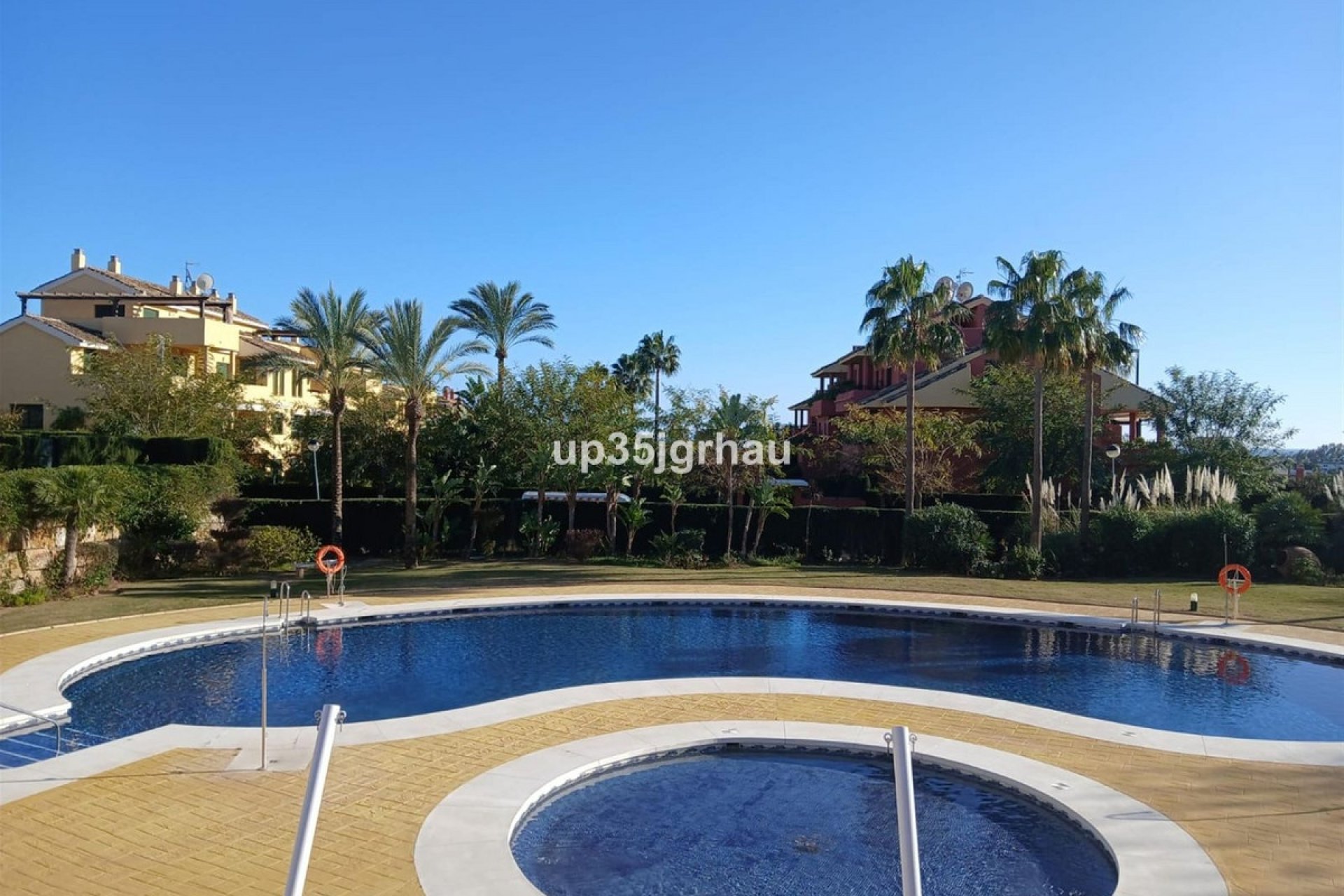 Wiederverkauf - apartment - Estepona - Estepona Centro