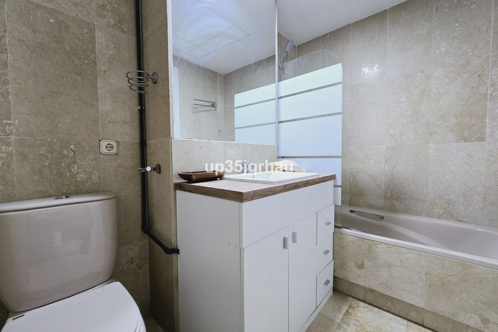 Wiederverkauf - apartment - Estepona - Estepona Centro