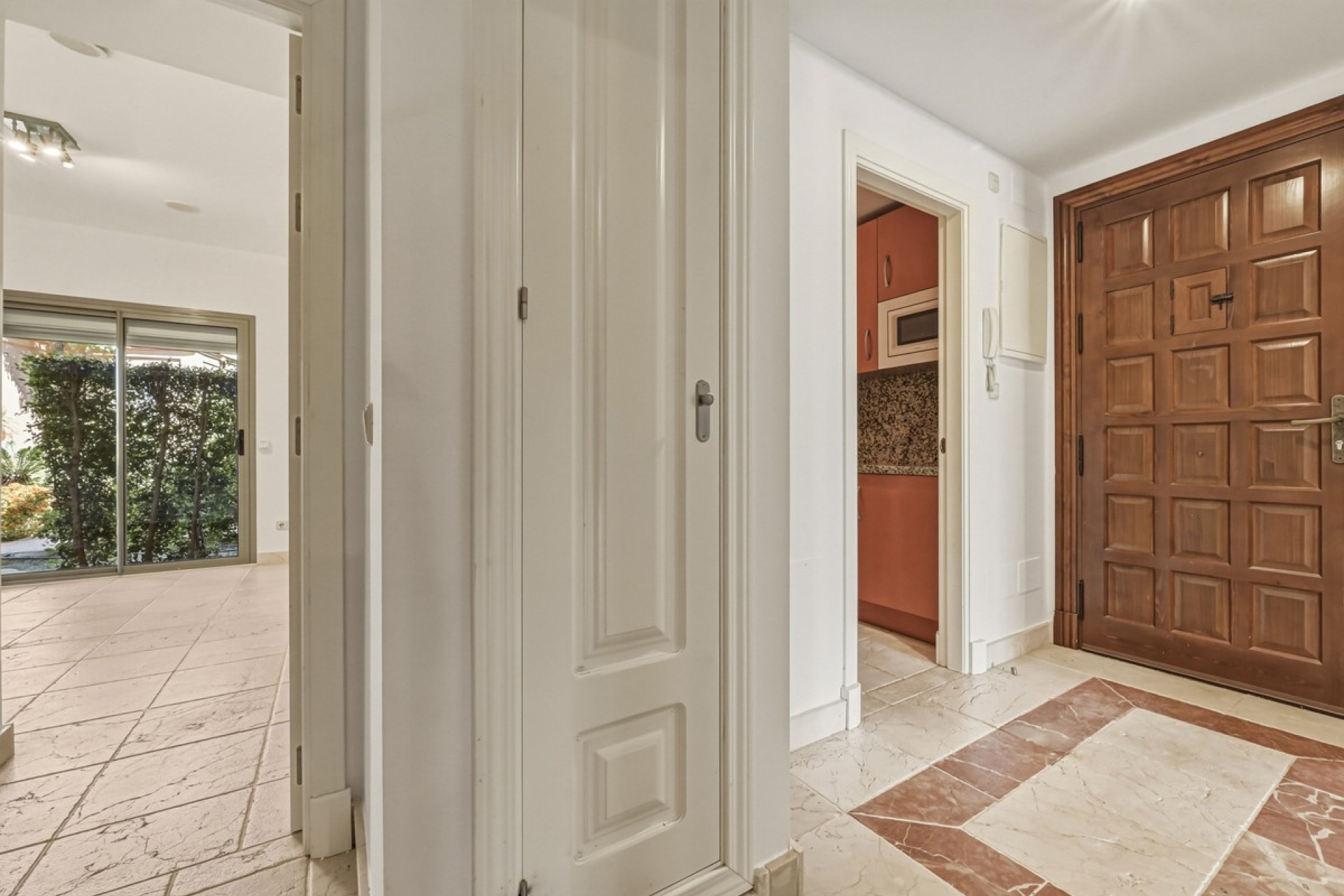 Wiederverkauf - apartment - Estepona - Estepona Centro