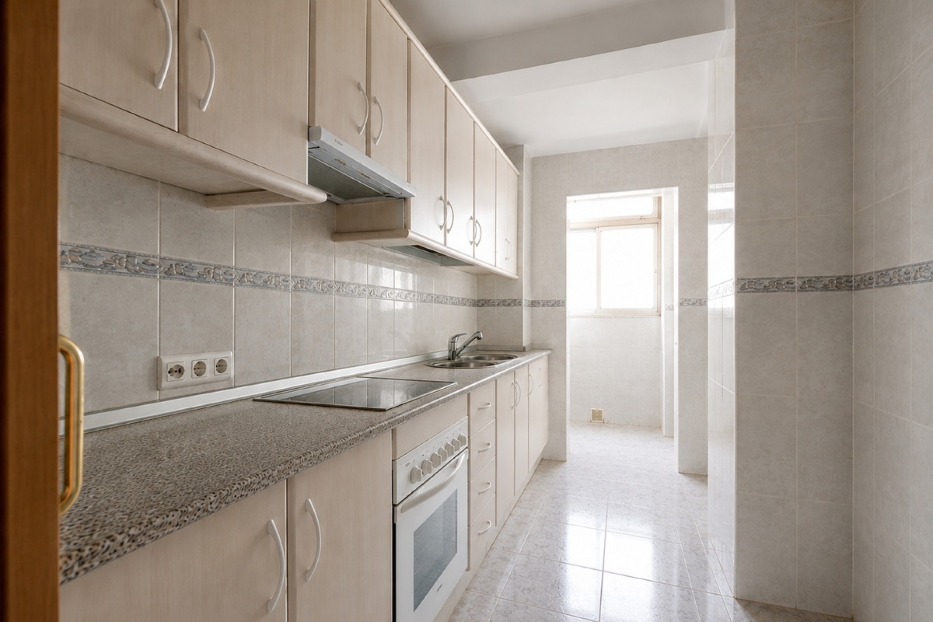 Wiederverkauf - apartment - Estepona - Estepona Centro