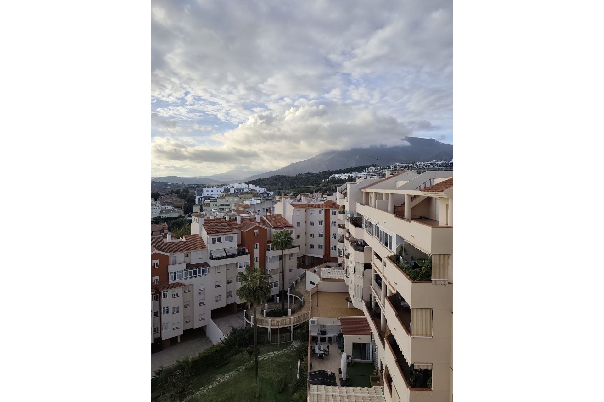 Wiederverkauf - apartment - Estepona - Estepona Centro
