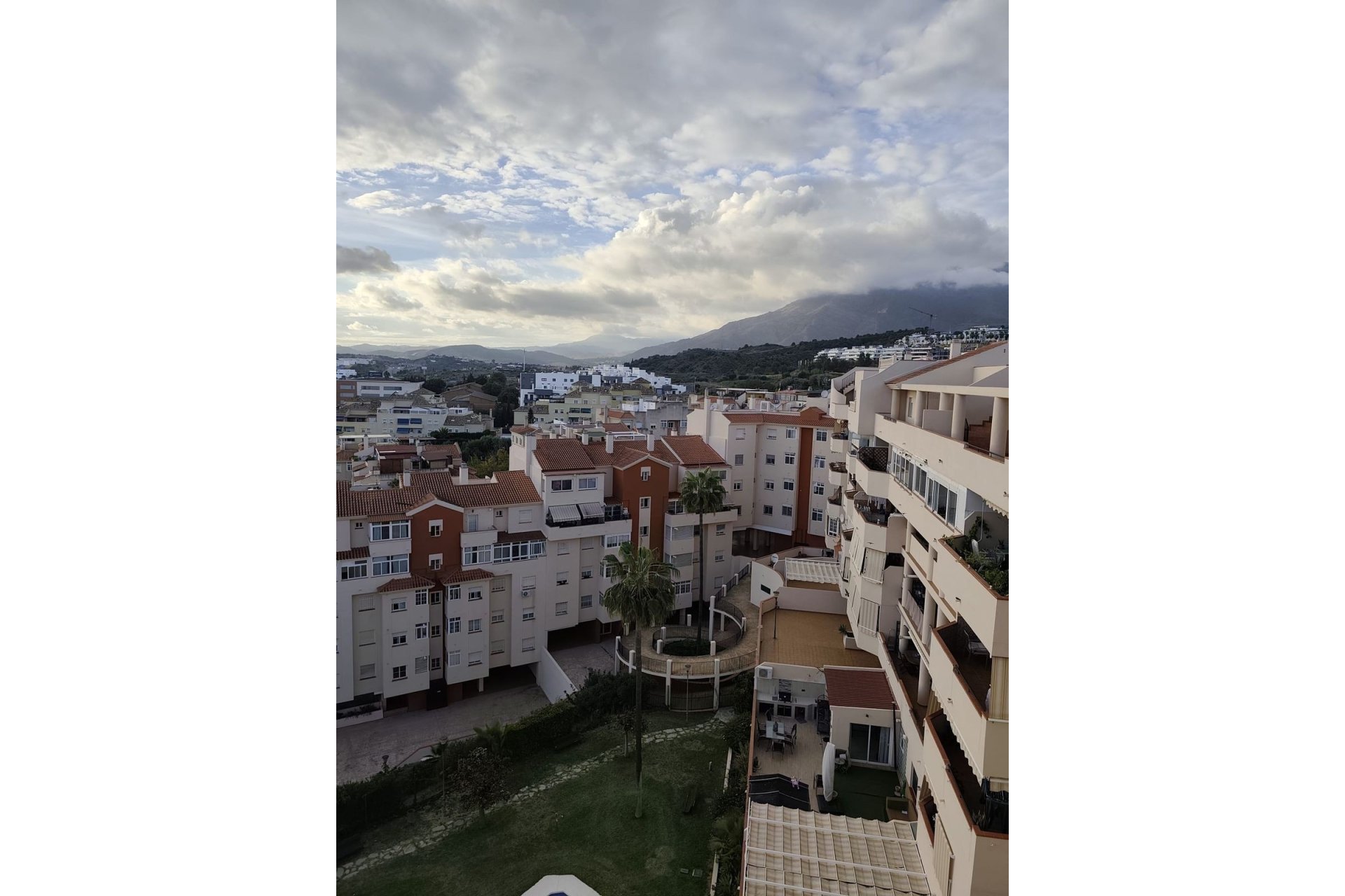 Wiederverkauf - apartment - Estepona - Estepona Centro