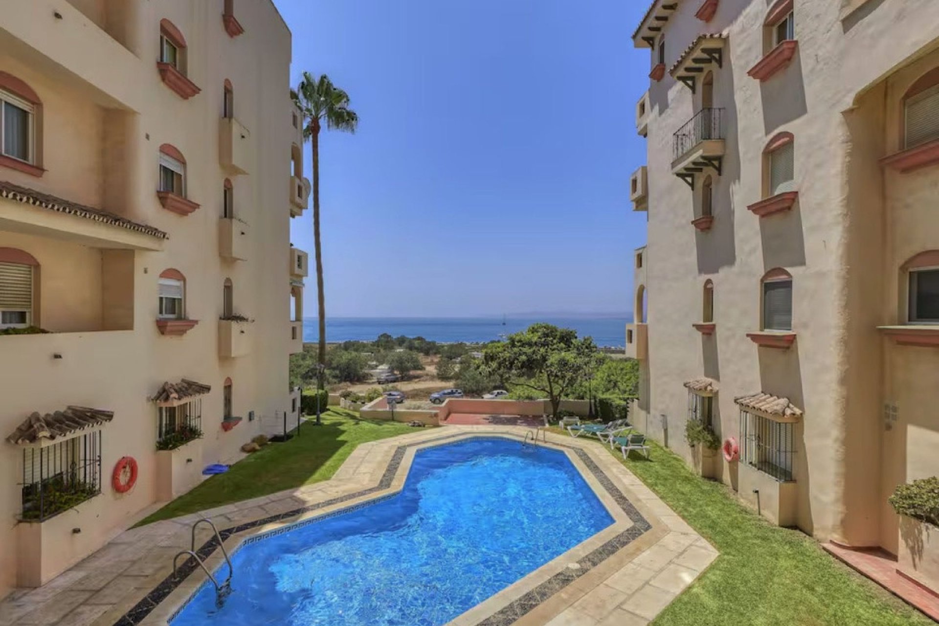 Wiederverkauf - apartment - Estepona - Estepona Centro