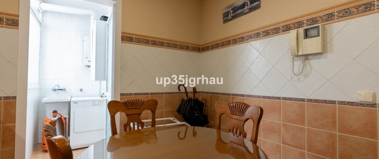 Wiederverkauf - apartment - Estepona - Estepona Centro