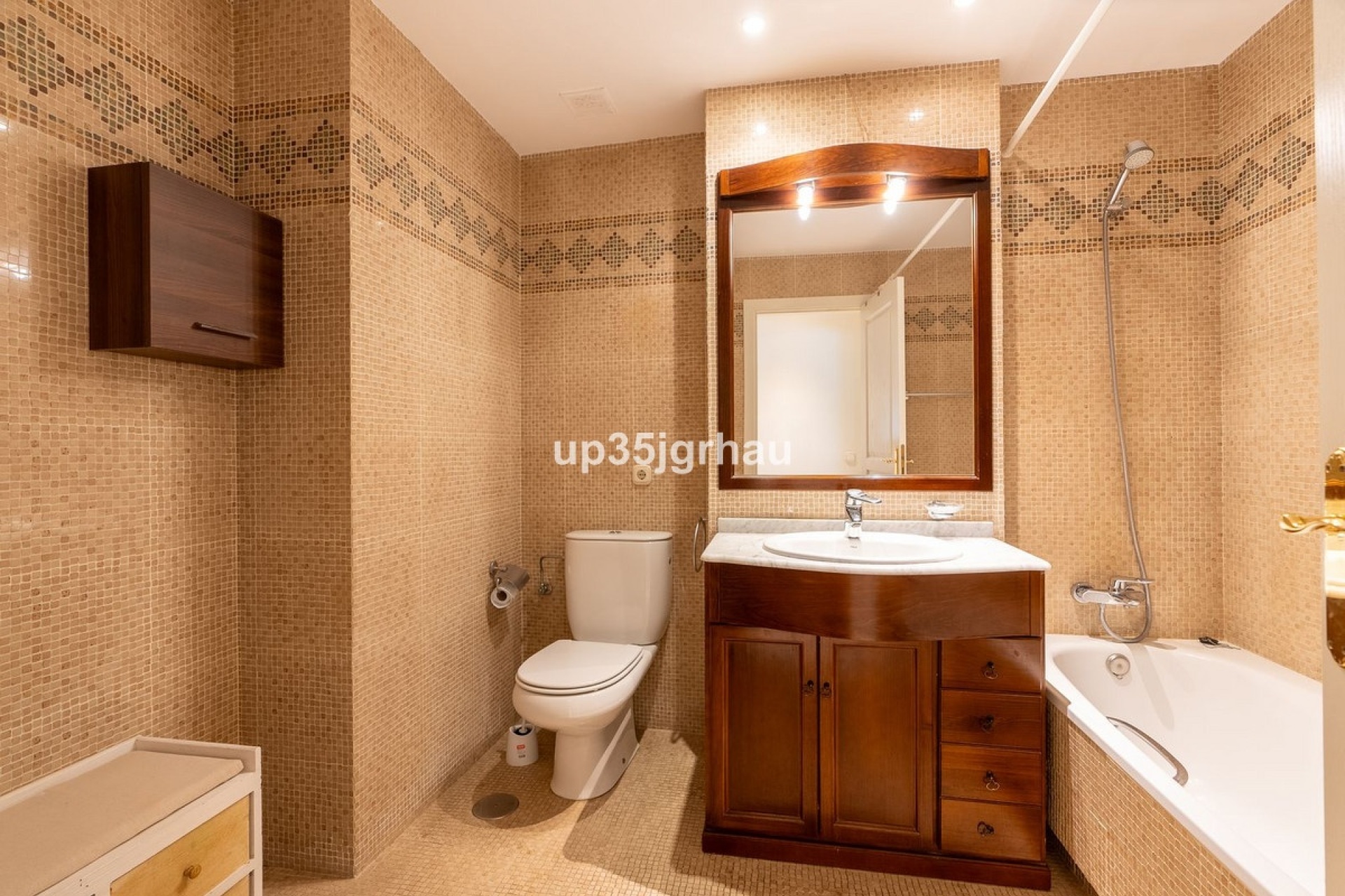 Wiederverkauf - apartment - Estepona - Estepona Centro