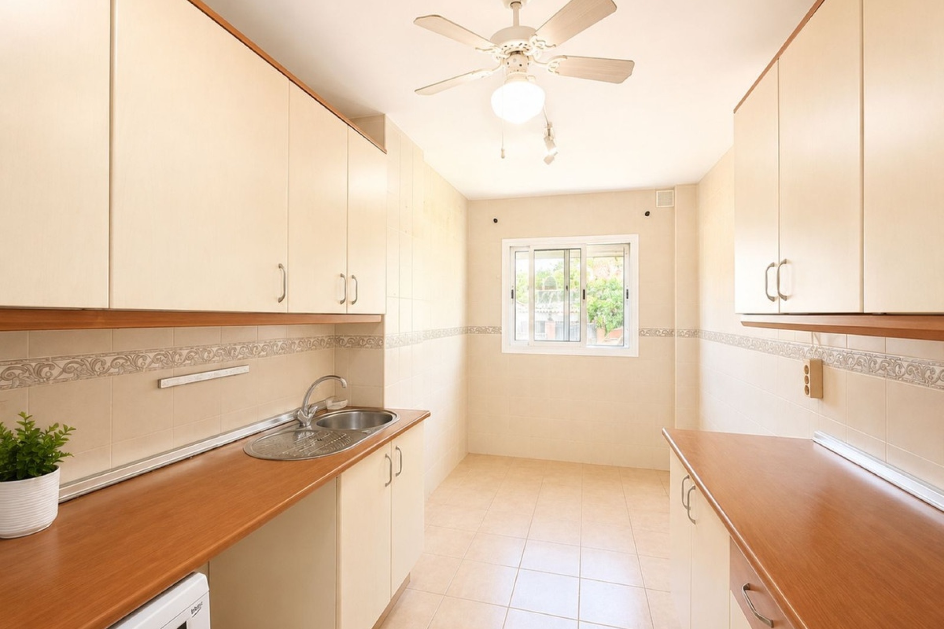 Wiederverkauf - apartment - Estepona - Estepona Centro