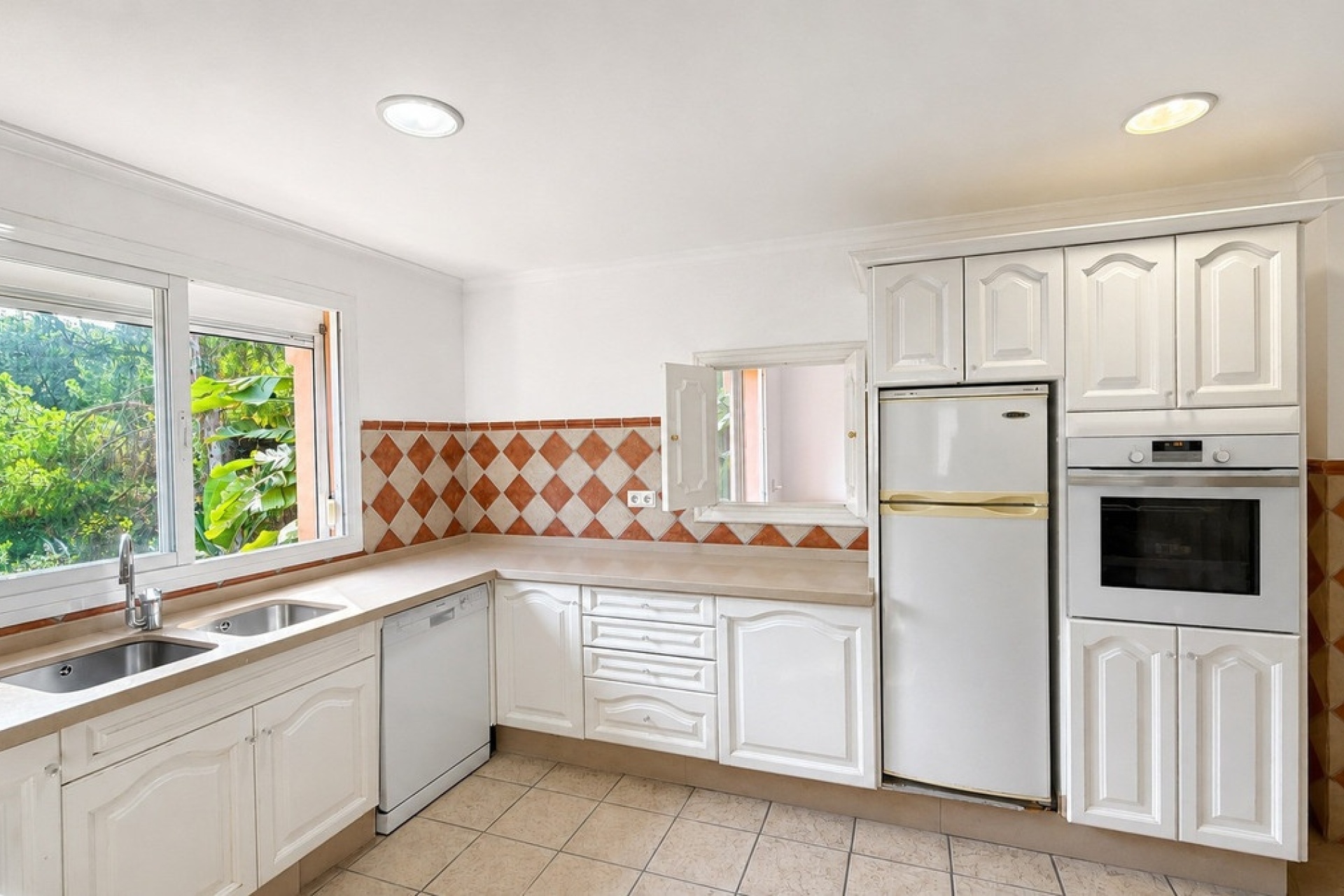 Wiederverkauf - apartment - Estepona - Estepona Centro
