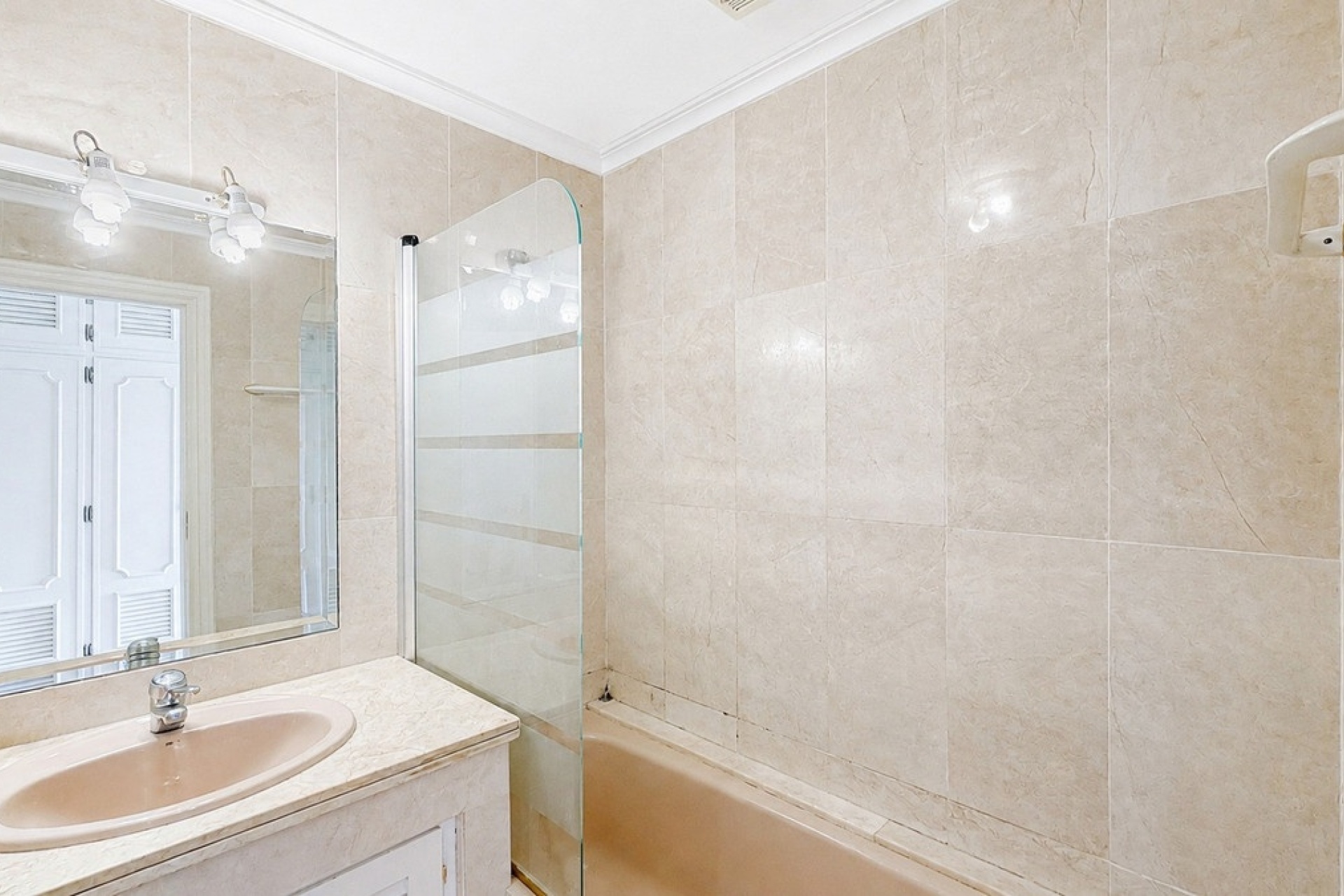 Wiederverkauf - apartment - Estepona - Estepona Centro