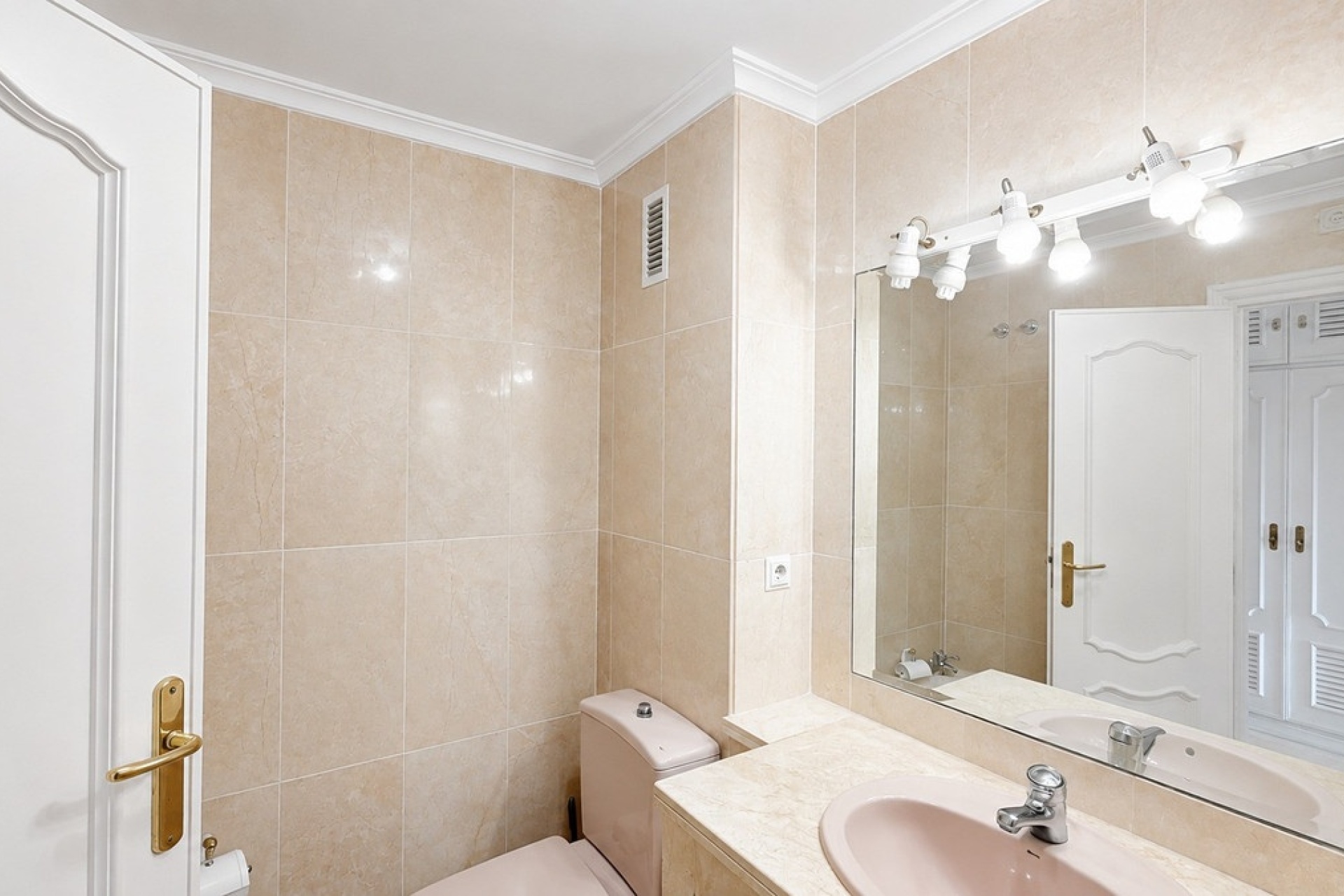 Wiederverkauf - apartment - Estepona - Estepona Centro