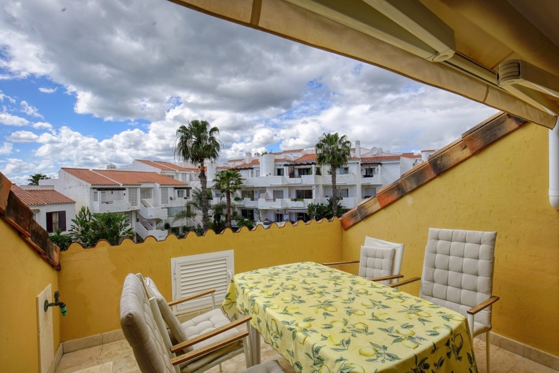 Wiederverkauf - apartment - Estepona - Estepona Centro