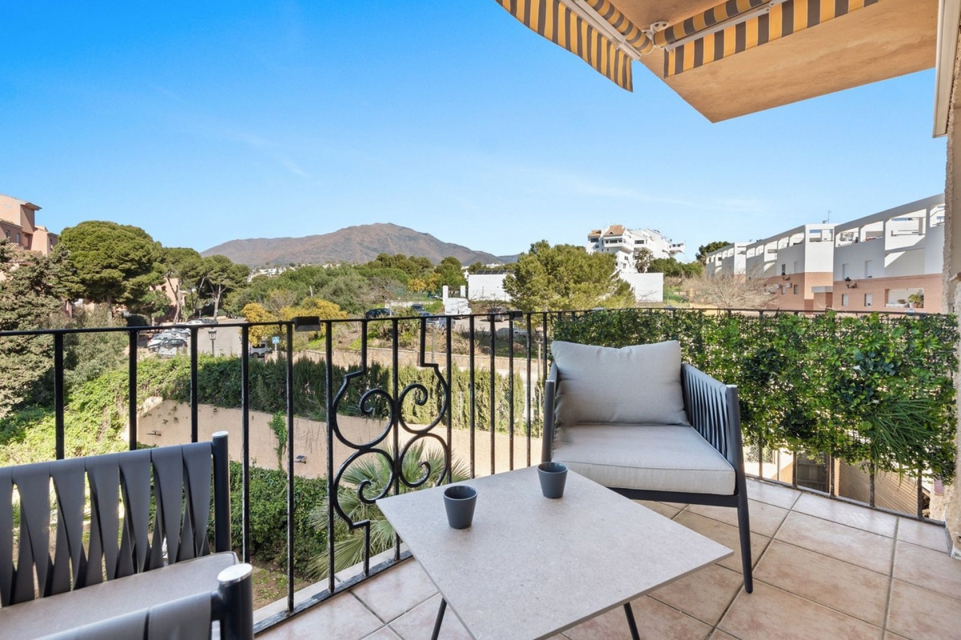 Wiederverkauf - apartment - Estepona - Estepona Centro