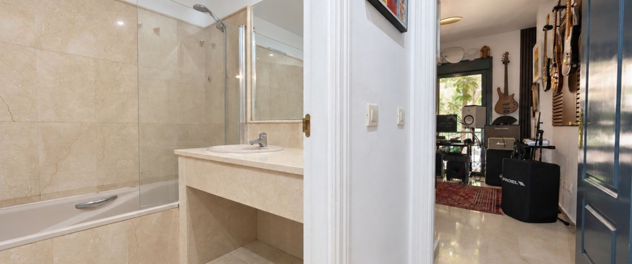 Wiederverkauf - apartment - Estepona - Estepona Centro