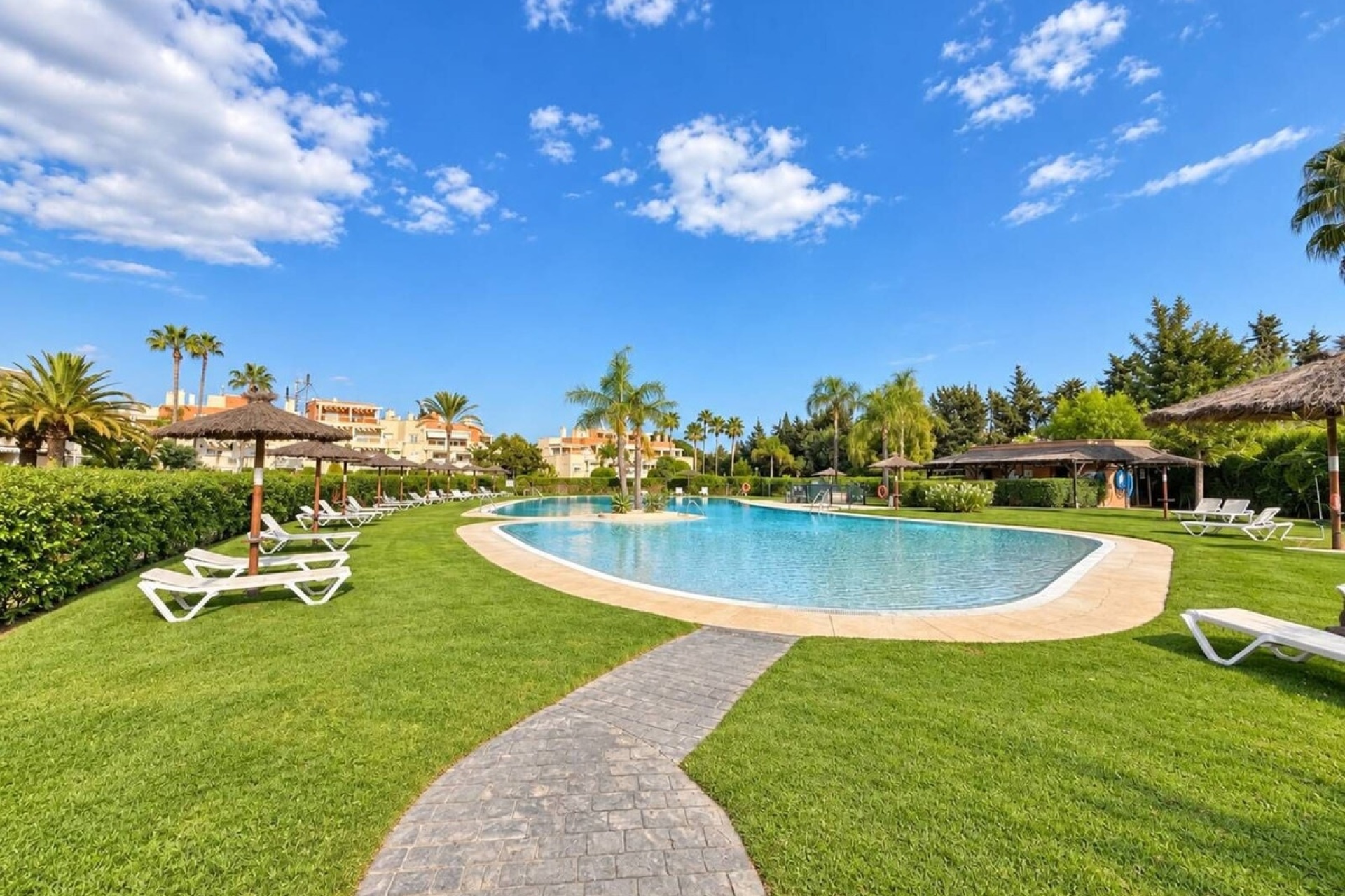 Wiederverkauf - apartment - Estepona - Estepona Centro