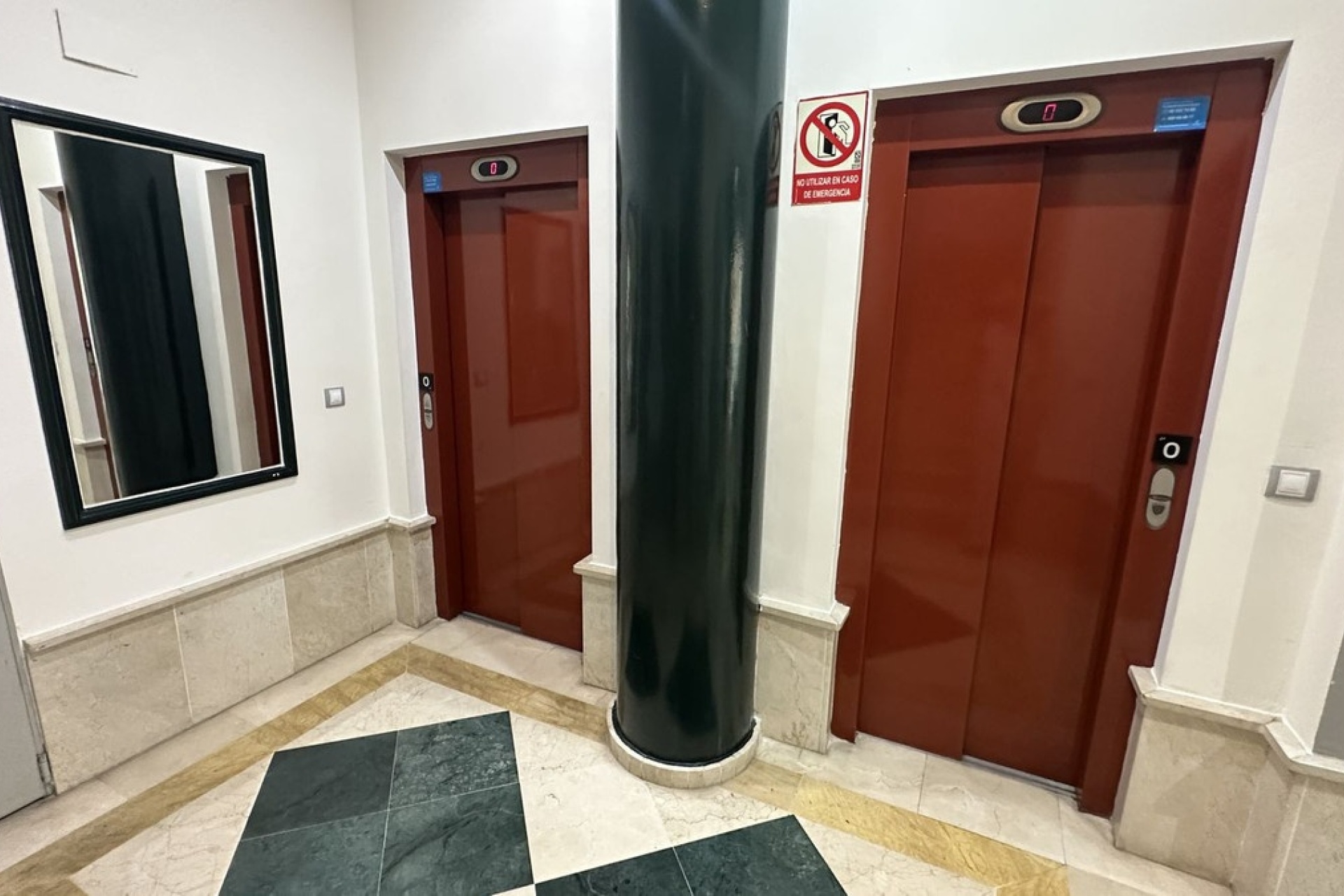 Wiederverkauf - apartment - Estepona - Estepona Centro