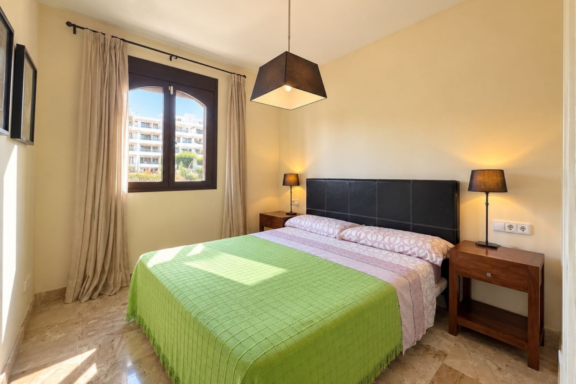 Wiederverkauf - apartment - Estepona - Estepona Centro