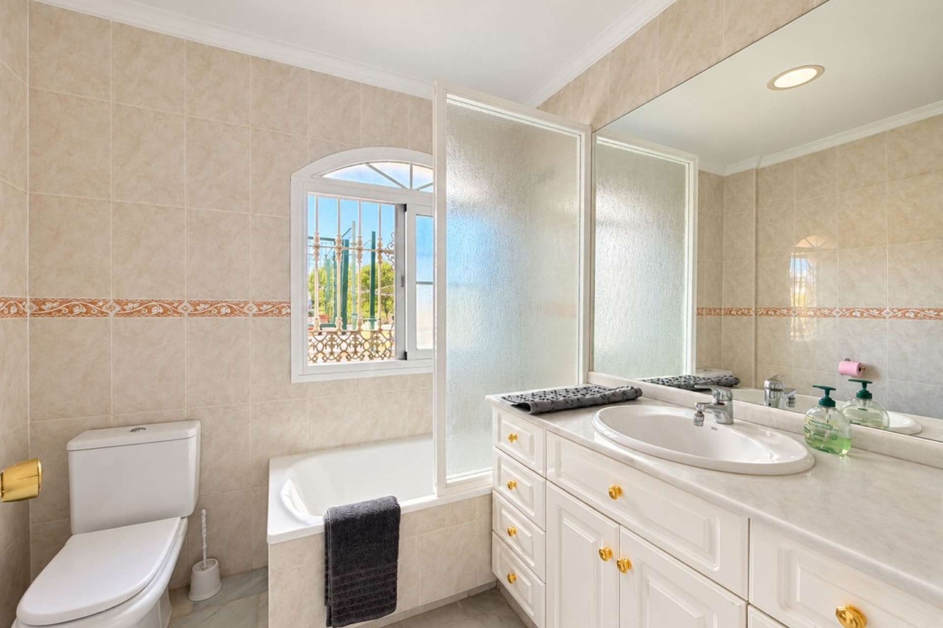 Wiederverkauf - apartment - Estepona - Estepona Centro