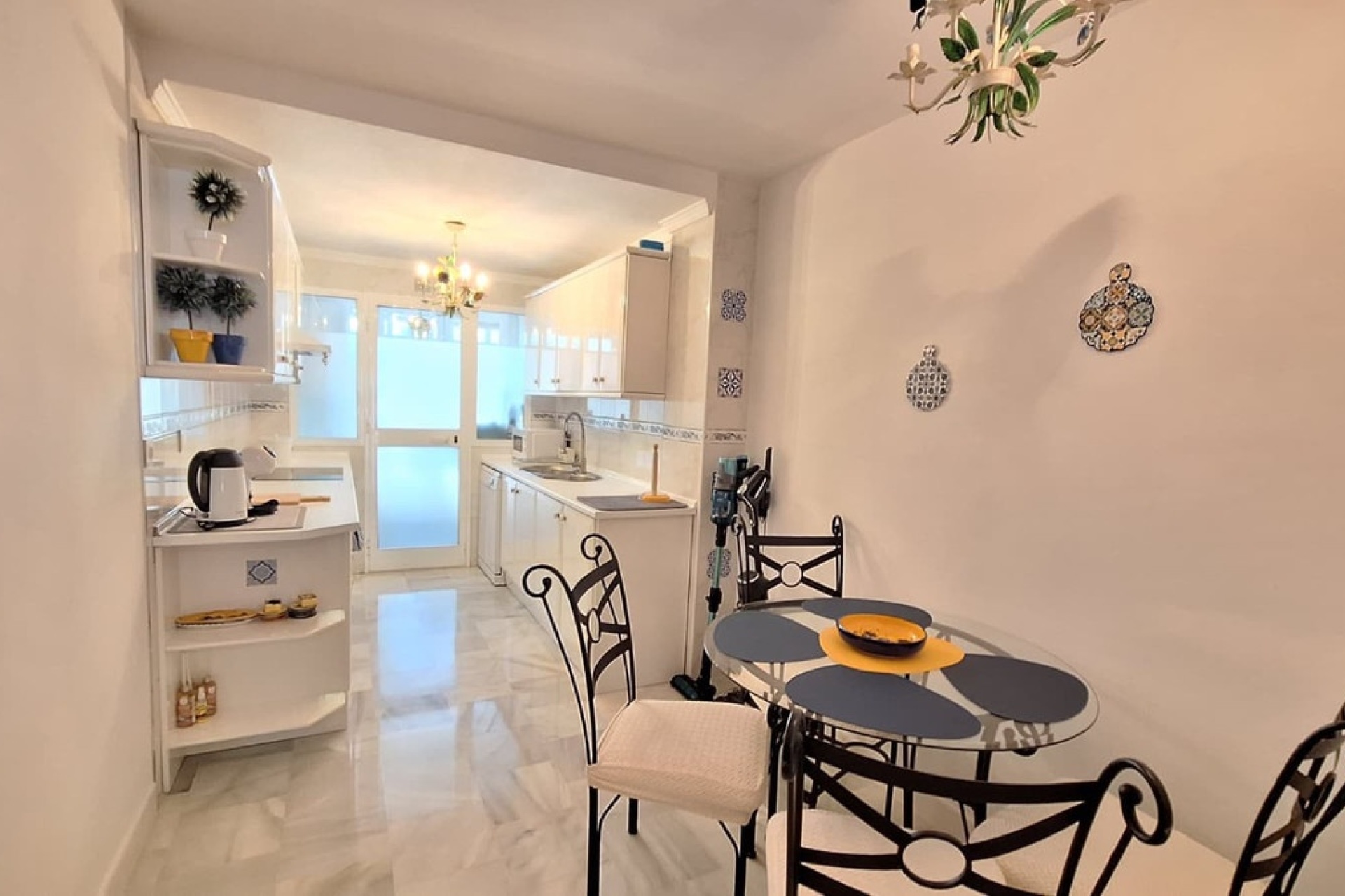 Wiederverkauf - apartment - Estepona - Estepona Centro