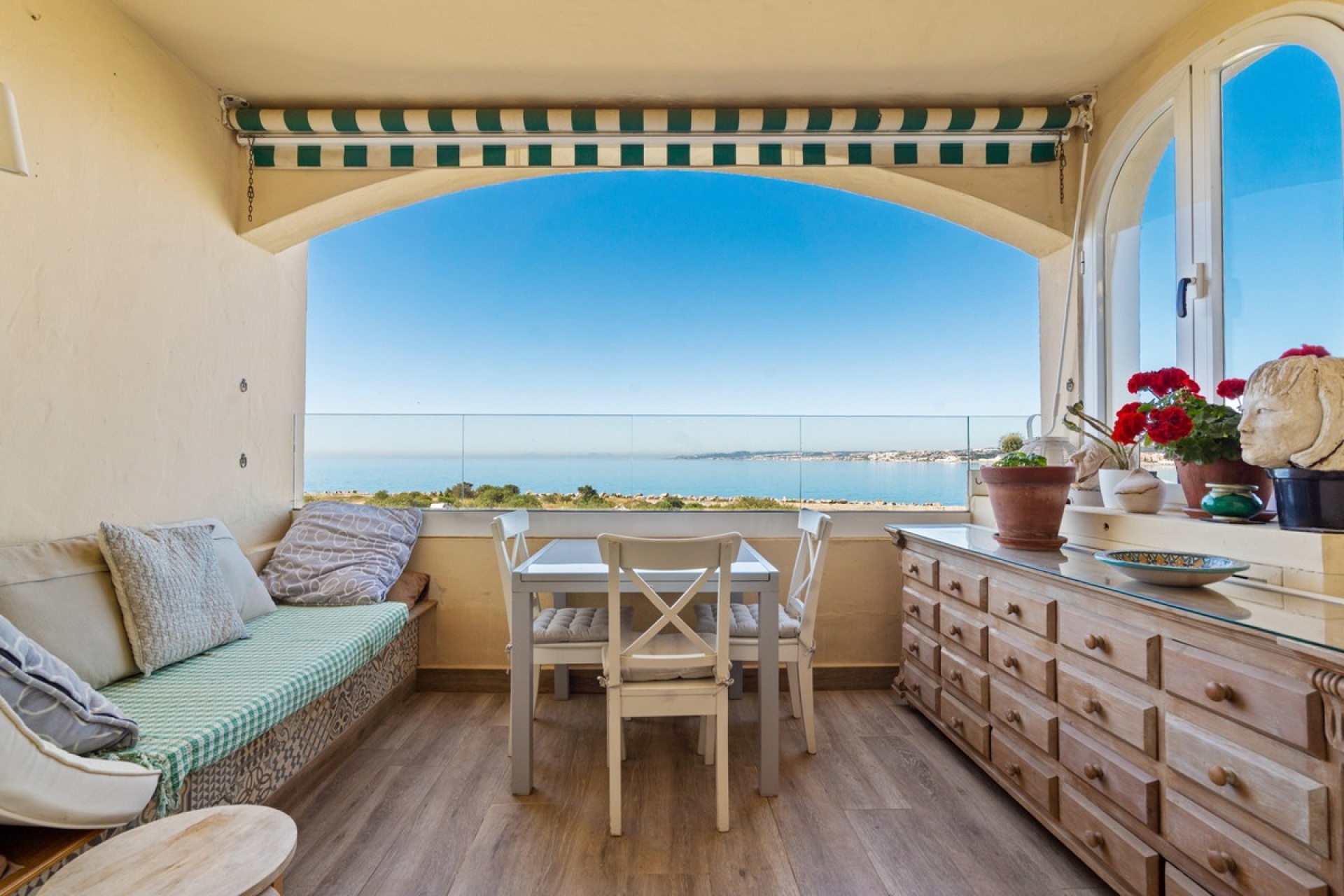 Wiederverkauf - apartment - Estepona - Estepona Centro