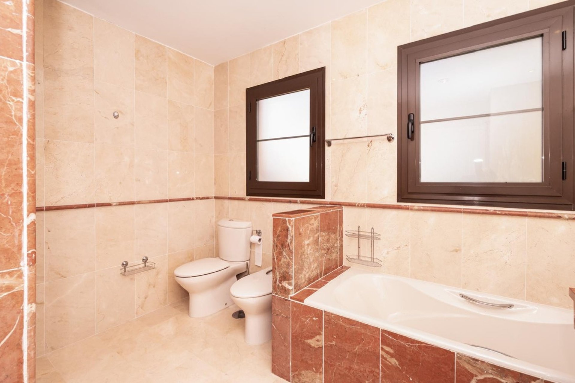 Wiederverkauf - apartment - Estepona - Hacienda del Sol