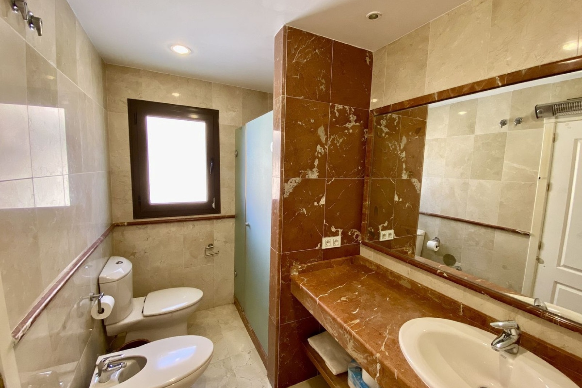 Wiederverkauf - apartment - Estepona - Hacienda del Sol