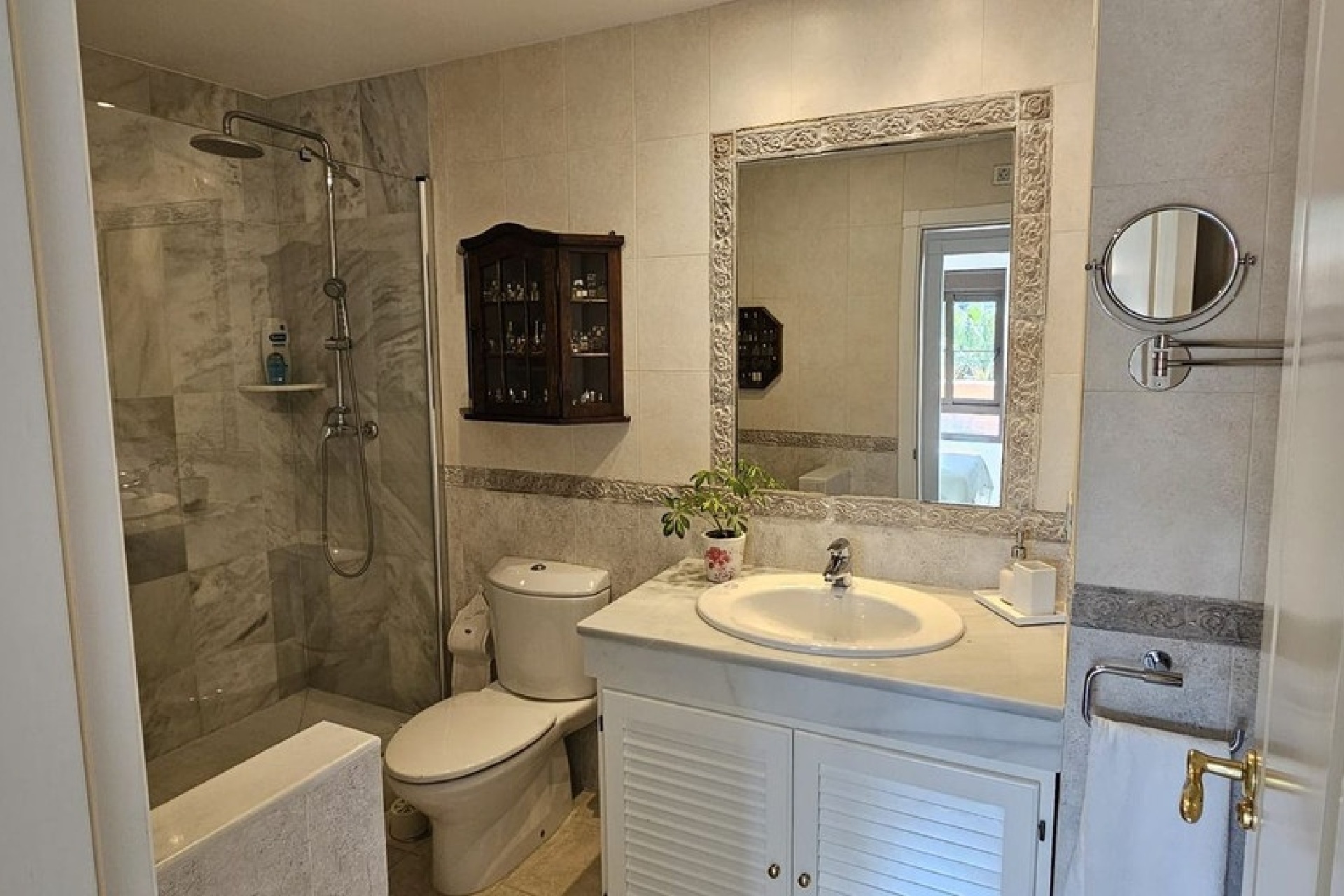 Wiederverkauf - apartment - Estepona - Hacienda del Sol