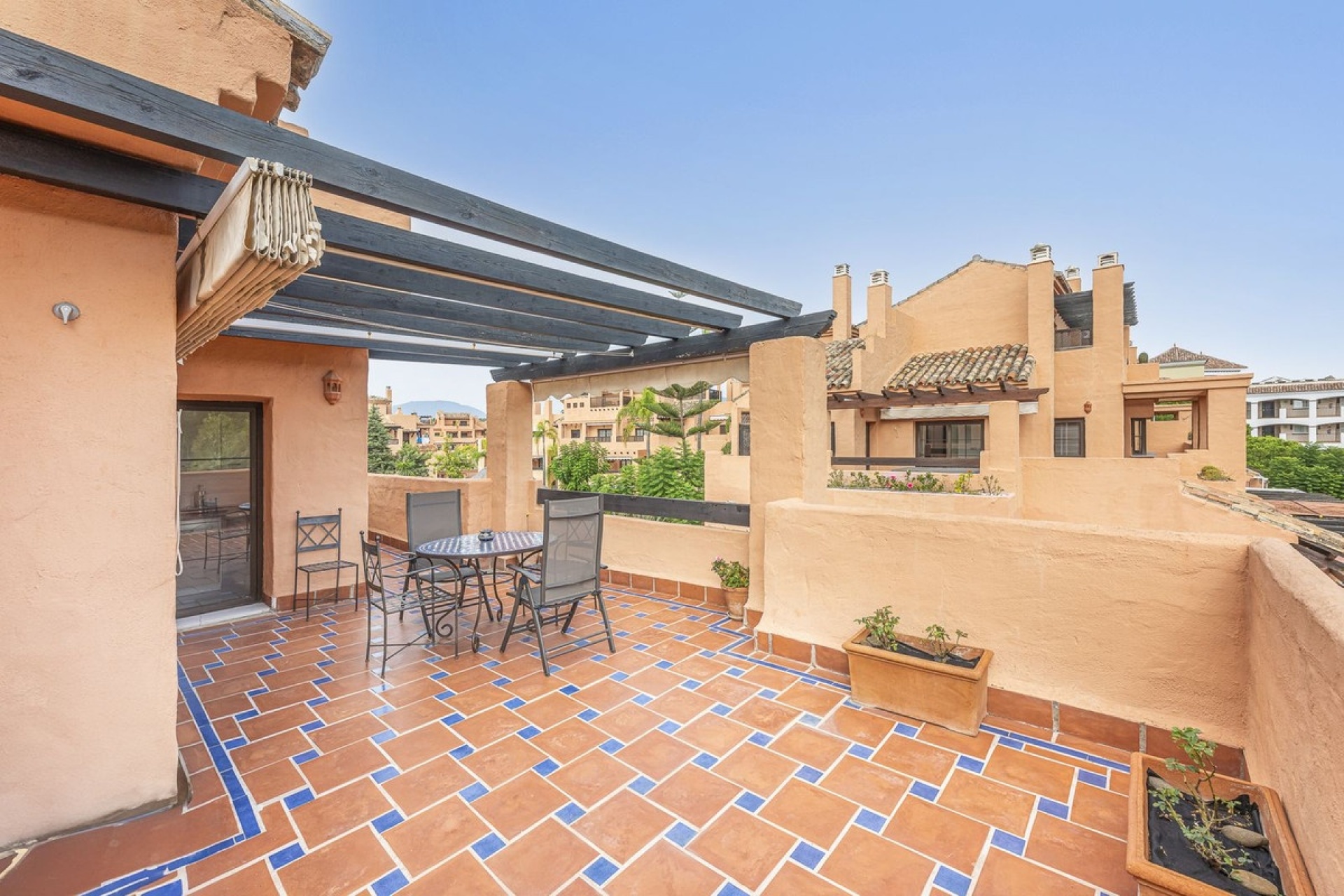 Wiederverkauf - apartment - Estepona - Hacienda del Sol
