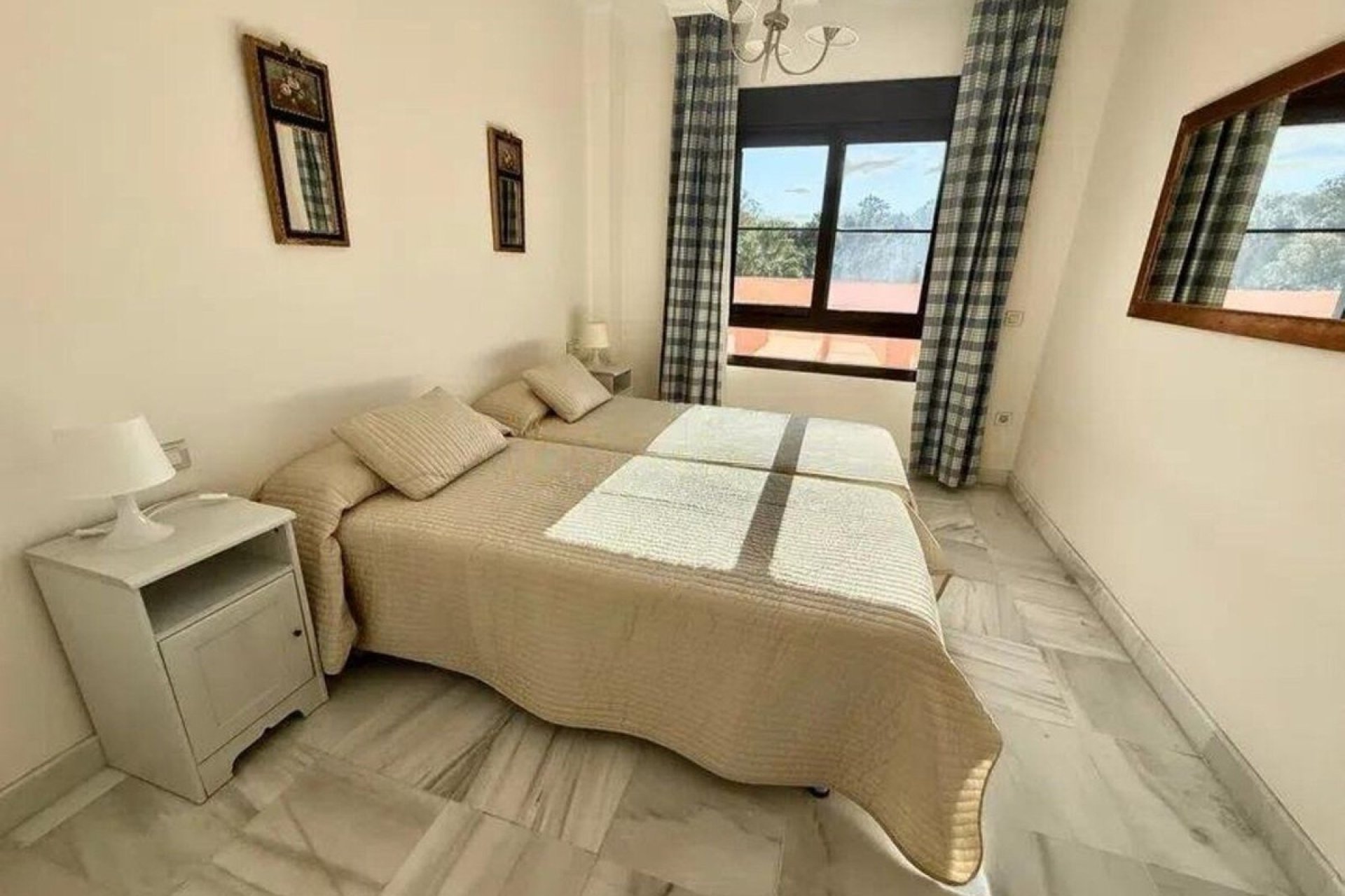 Wiederverkauf - apartment - Estepona - Hacienda del Sol