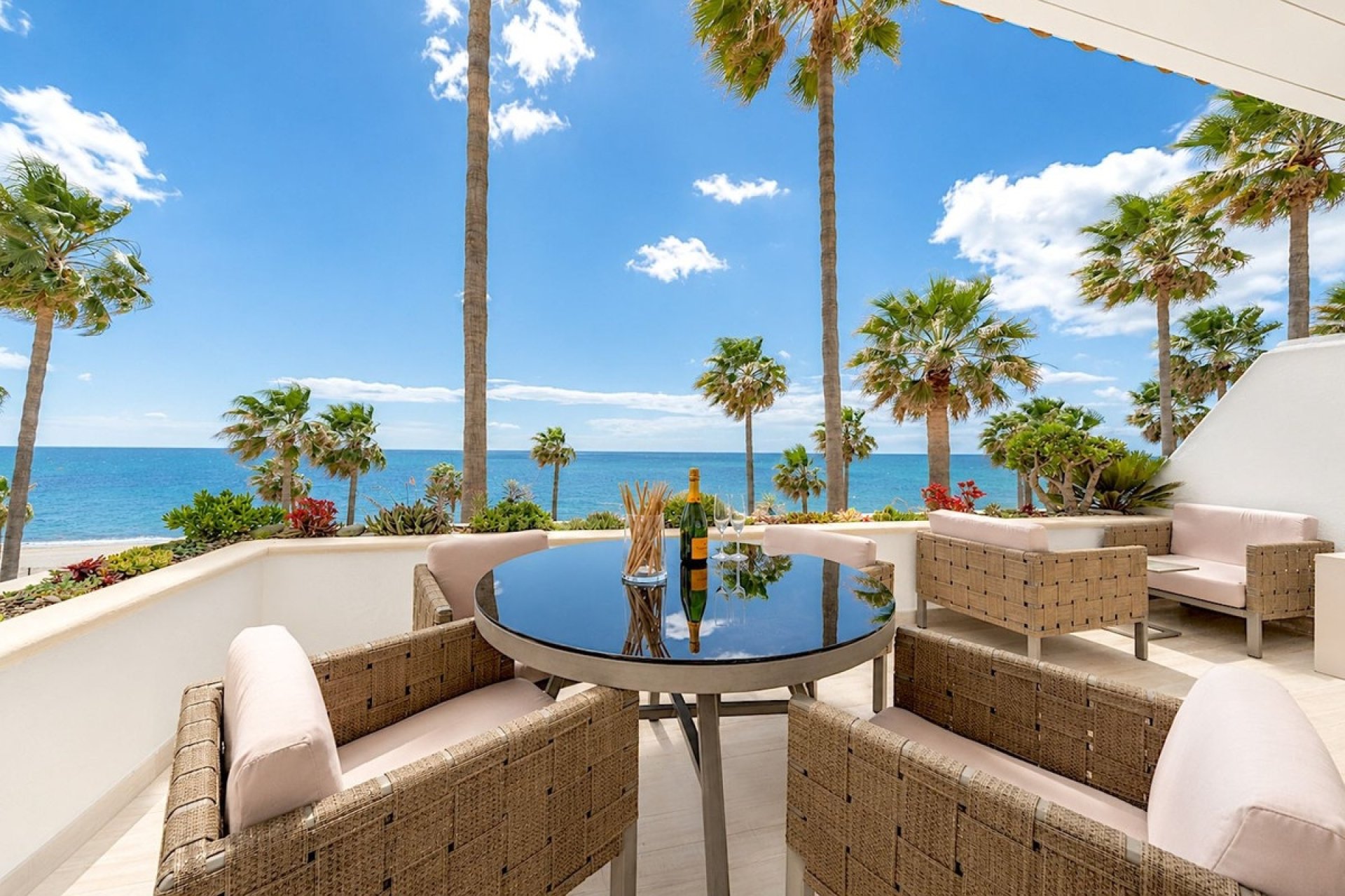Wiederverkauf - apartment - Estepona - New Golden Mile
