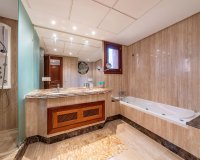Wiederverkauf - apartment - Estepona - New Golden Mile