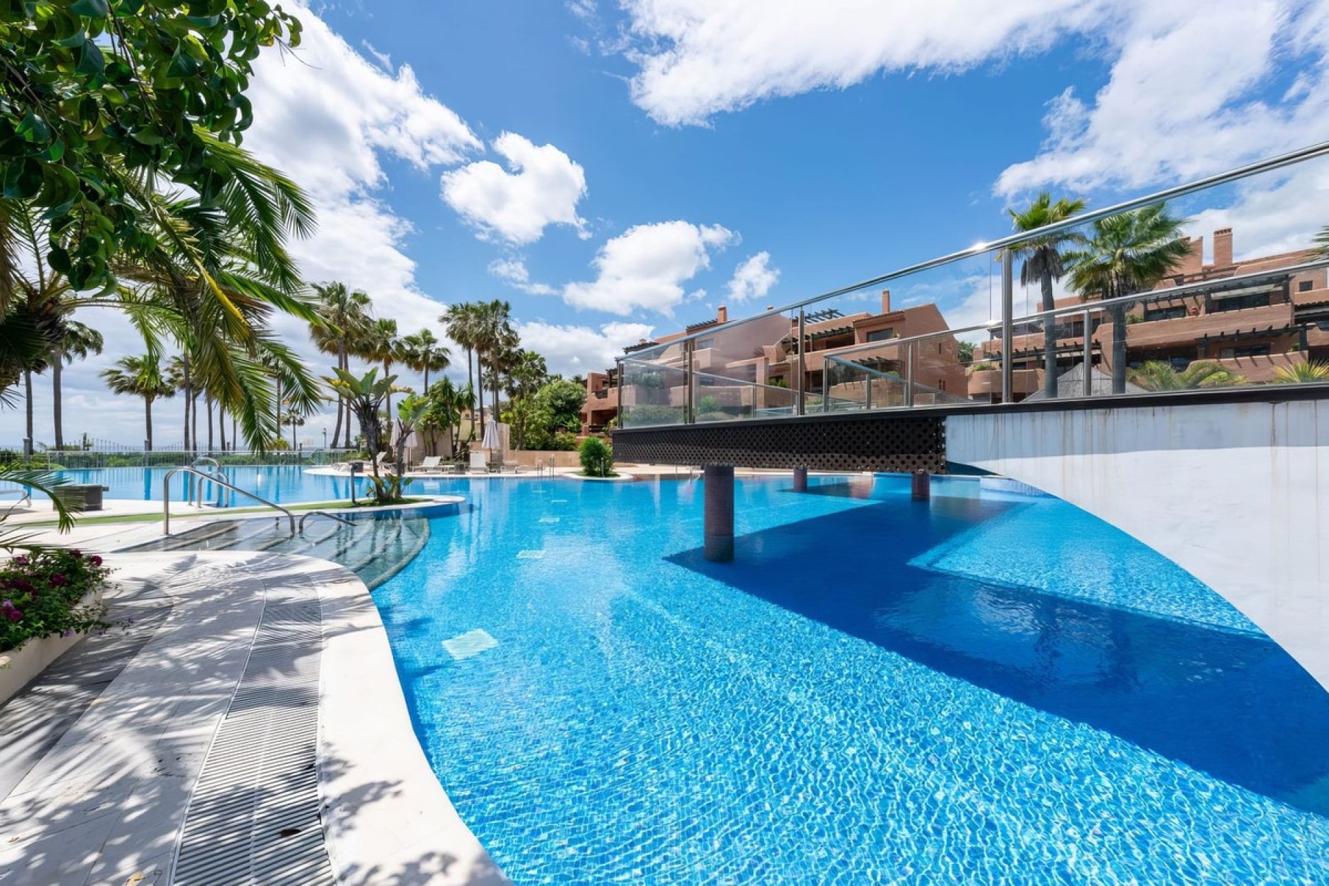Wiederverkauf - apartment - Estepona - New Golden Mile