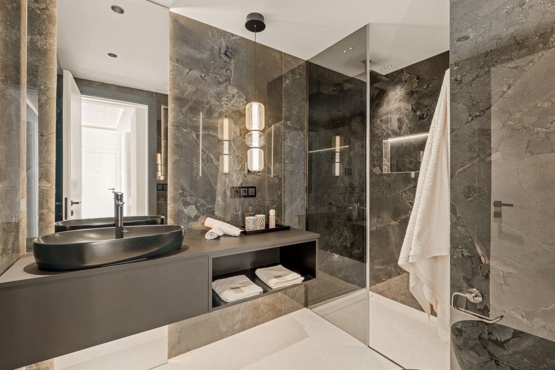 Wiederverkauf - apartment - Estepona - New Golden Mile