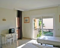 Wiederverkauf - apartment - Estepona - New Golden Mile