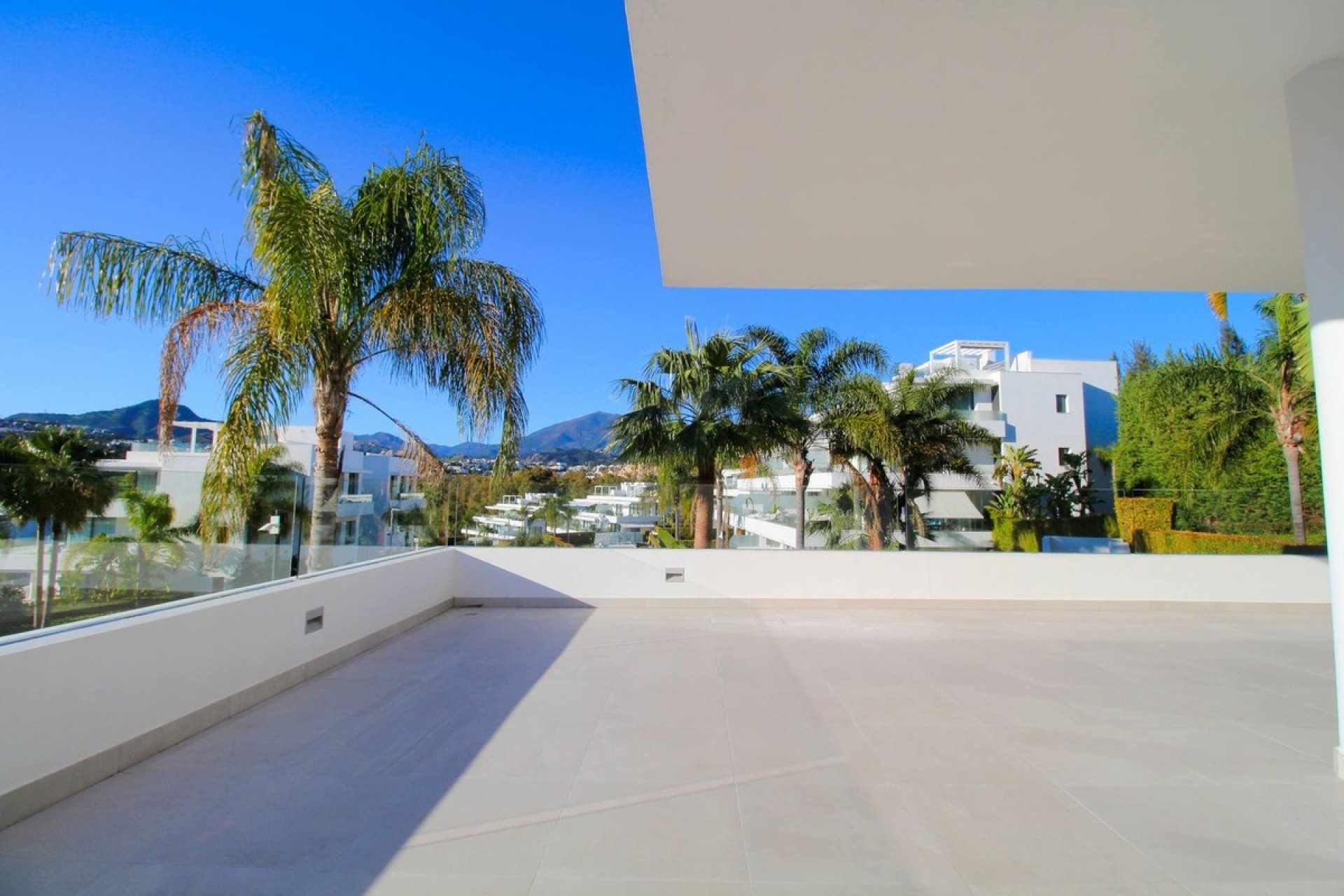 Wiederverkauf - apartment - Estepona - New Golden Mile