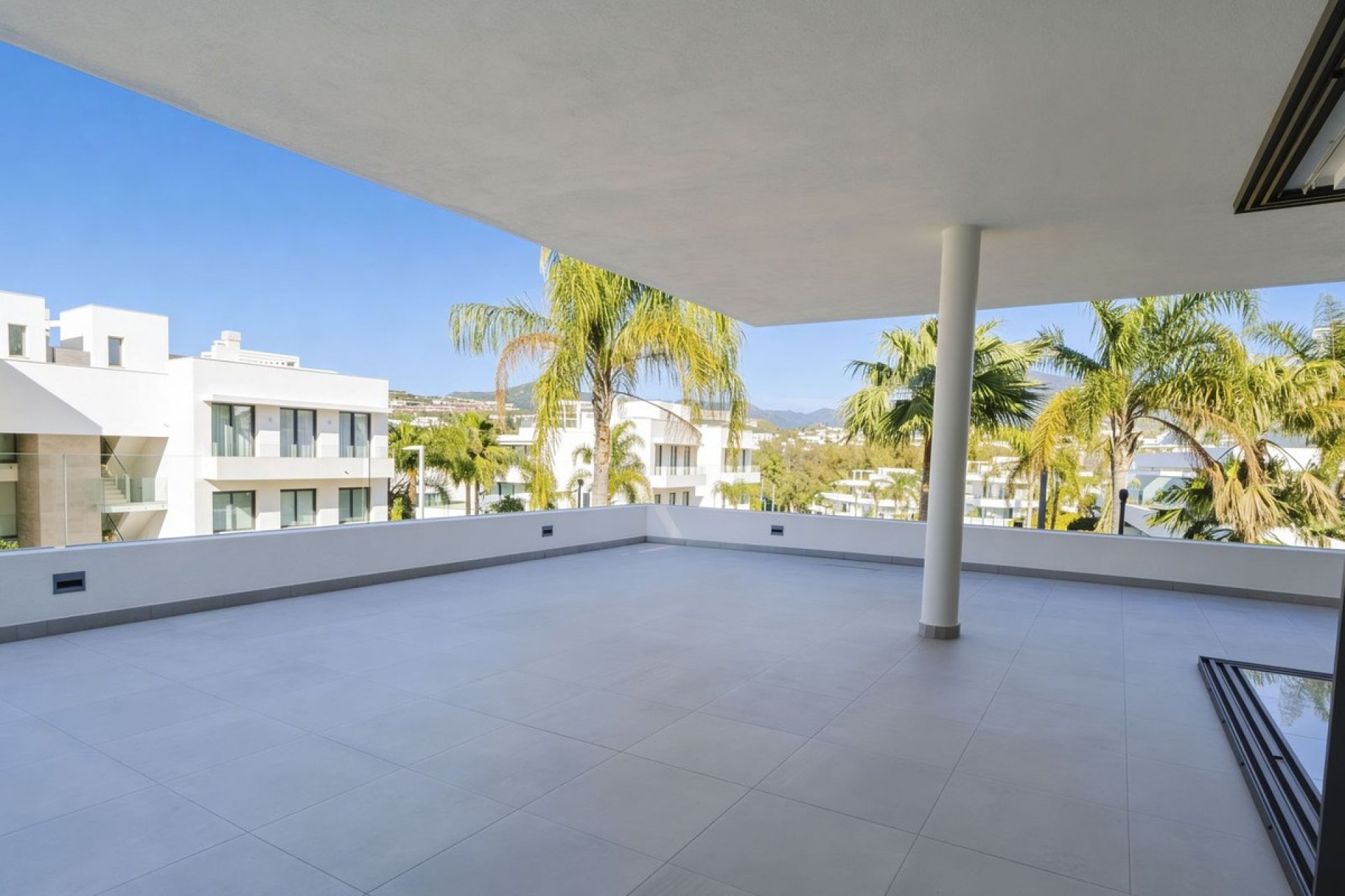 Wiederverkauf - apartment - Estepona - New Golden Mile