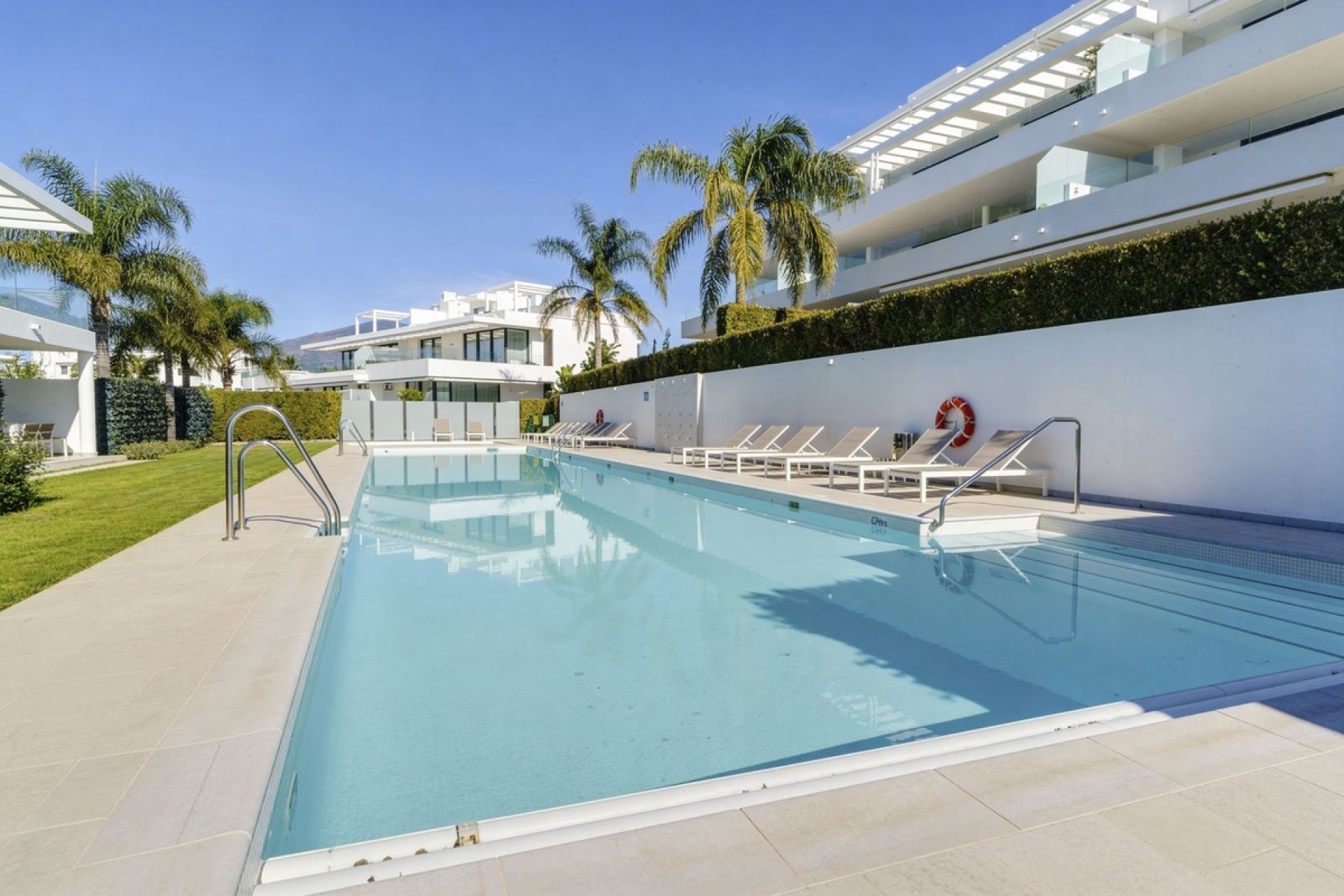Wiederverkauf - apartment - Estepona - New Golden Mile