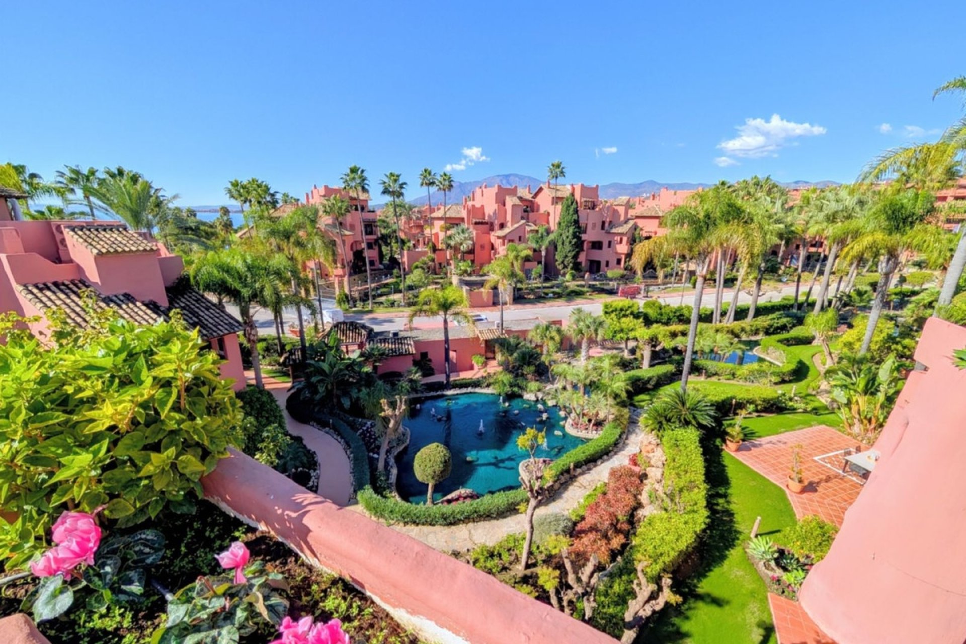 Wiederverkauf - apartment - Estepona - New Golden Mile