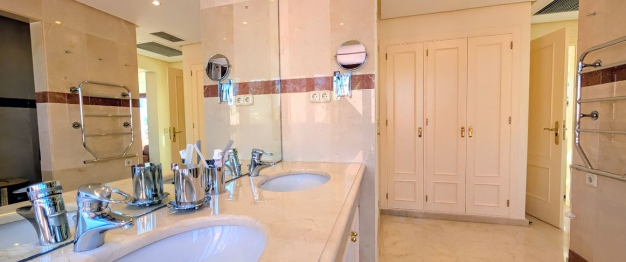 Wiederverkauf - apartment - Estepona - New Golden Mile