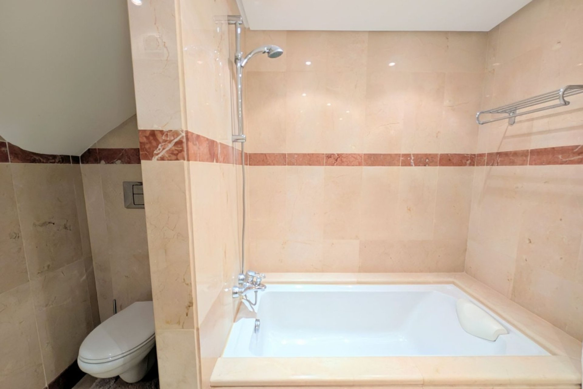 Wiederverkauf - apartment - Estepona - New Golden Mile