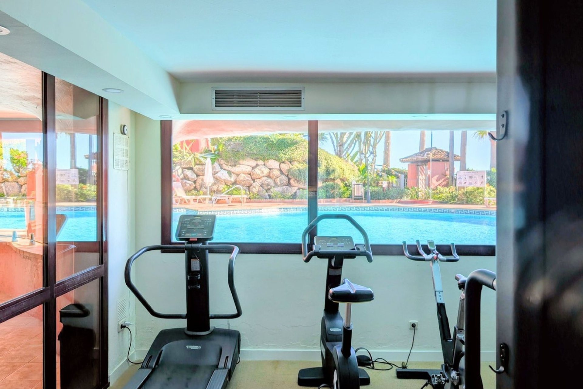 Wiederverkauf - apartment - Estepona - New Golden Mile