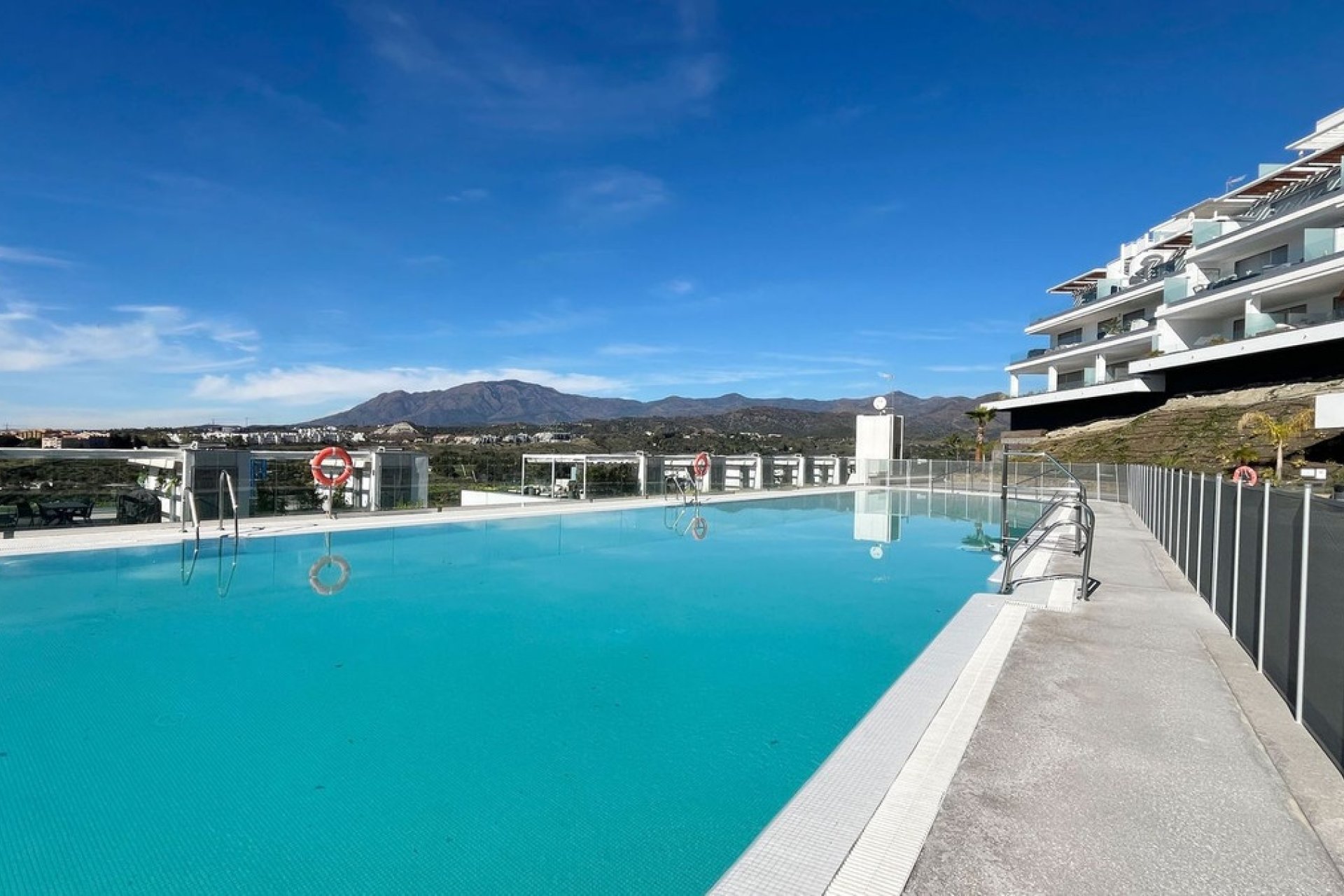 Wiederverkauf - apartment - Estepona - New Golden Mile