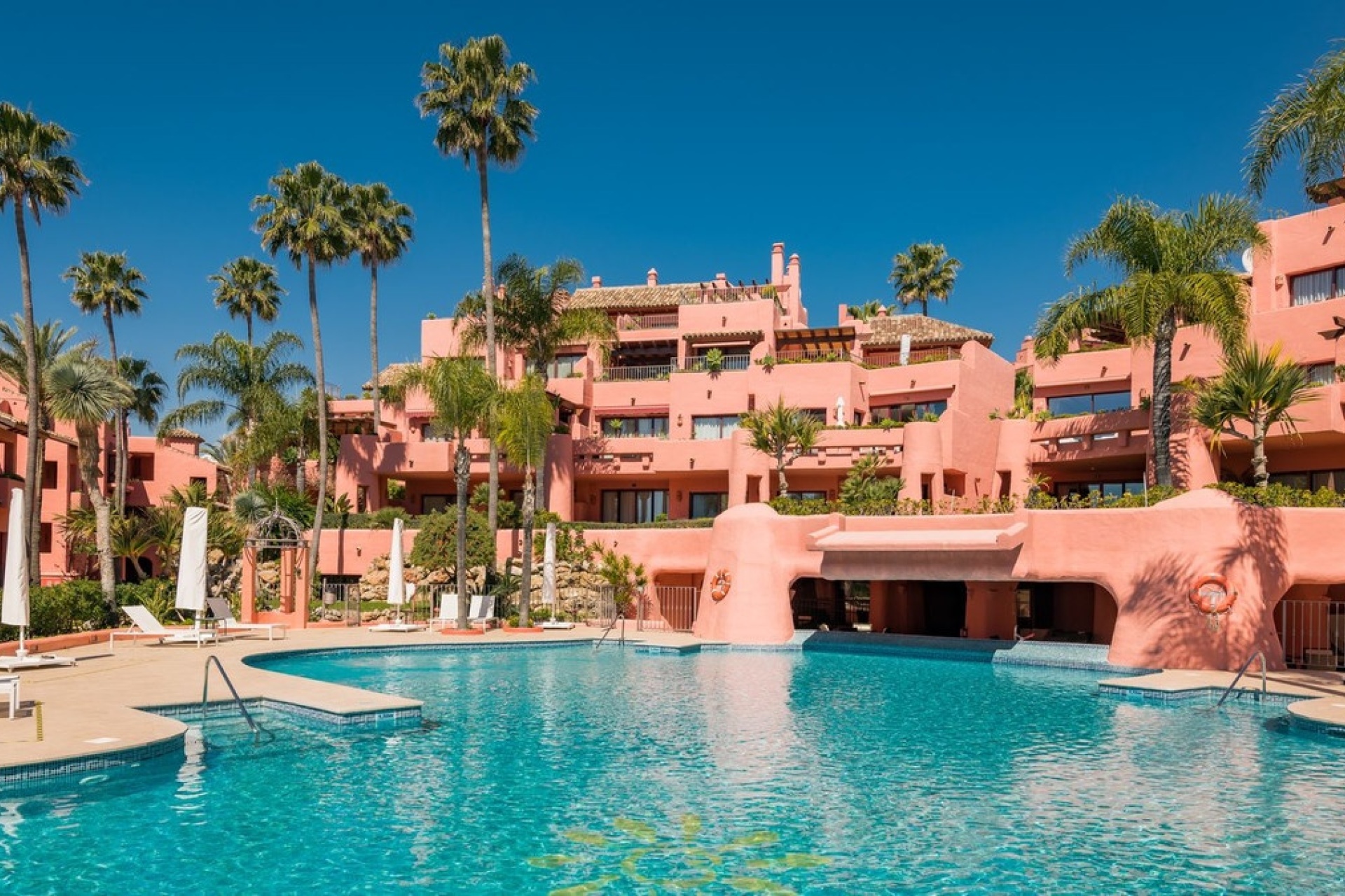 Wiederverkauf - apartment - Estepona - New Golden Mile