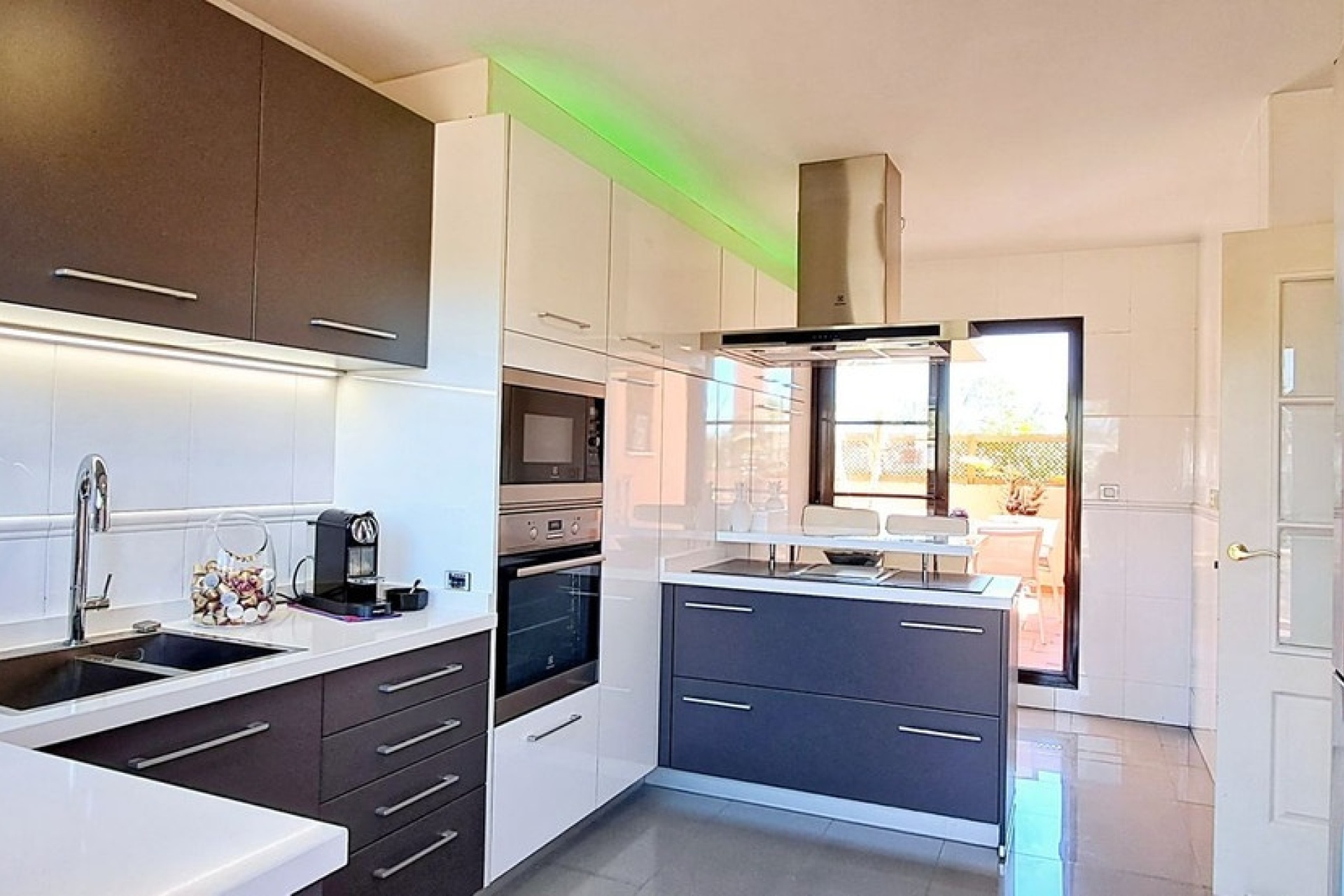 Wiederverkauf - apartment - Estepona - New Golden Mile