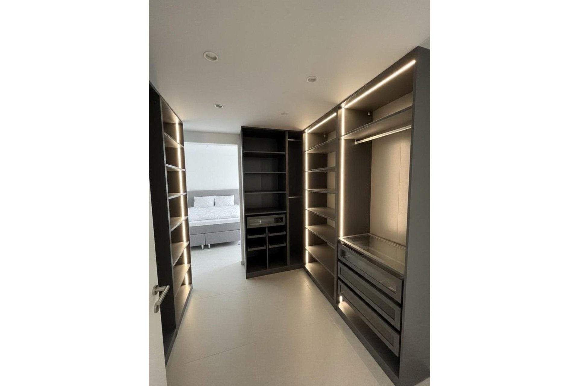 Wiederverkauf - apartment - Estepona - New Golden Mile